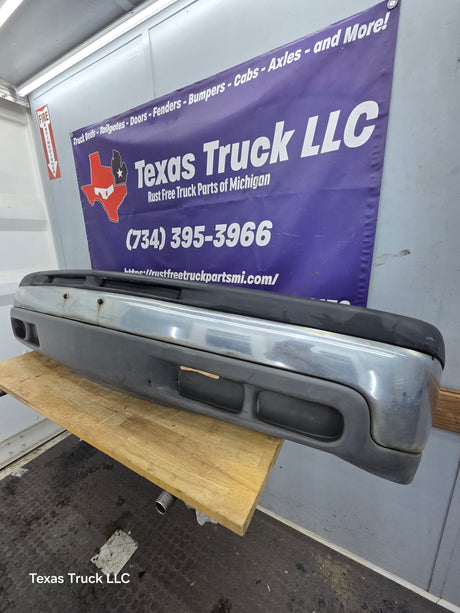 1999-2002 Chevrolet Silverado 1500 Front Bumper - Chrome