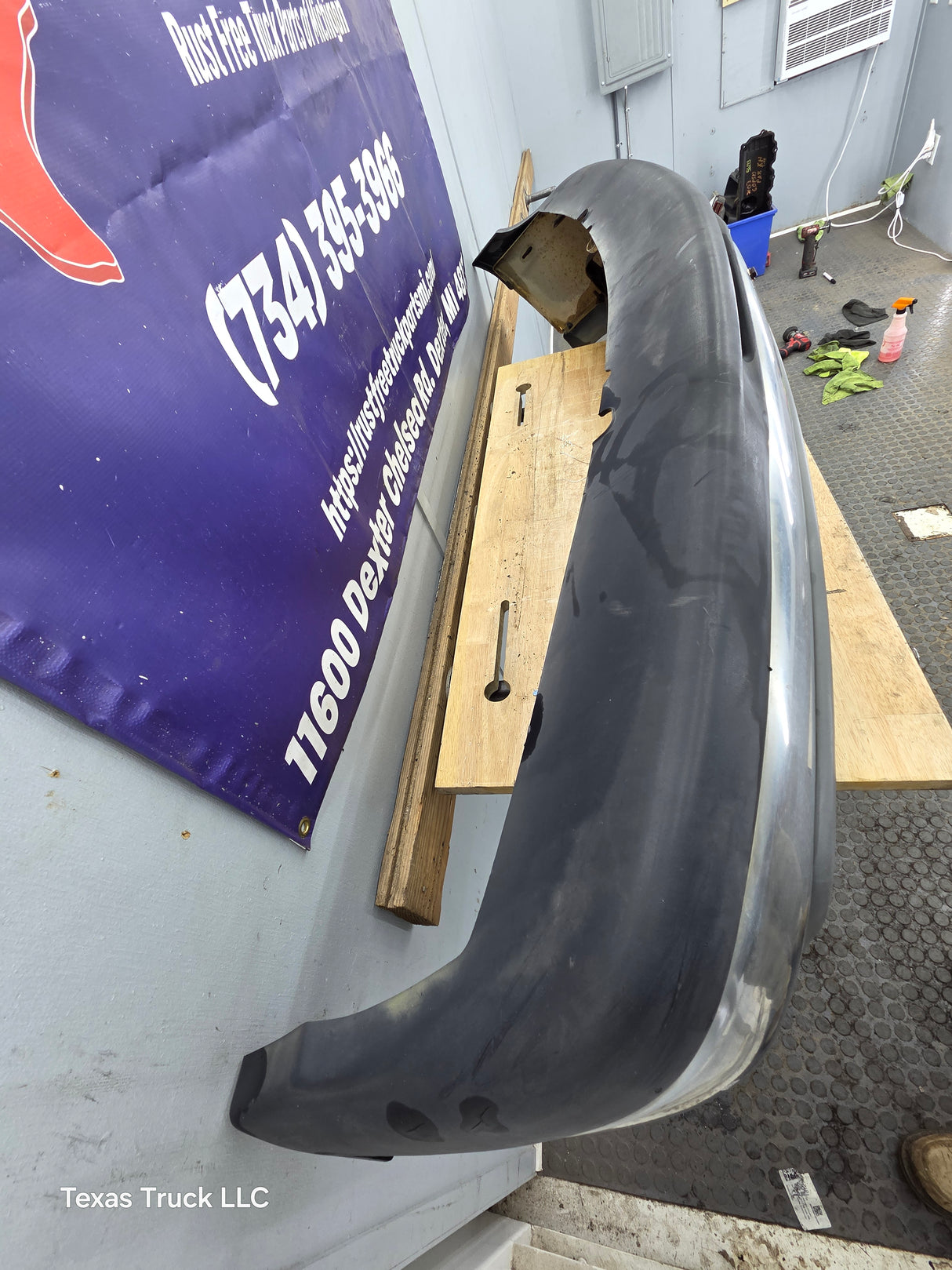 1999-2002 Chevrolet Silverado 1500 Front Bumper - Chrome