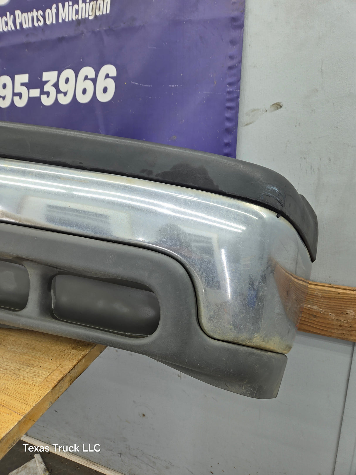 1999-2002 Chevrolet Silverado 1500 Front Bumper - Chrome