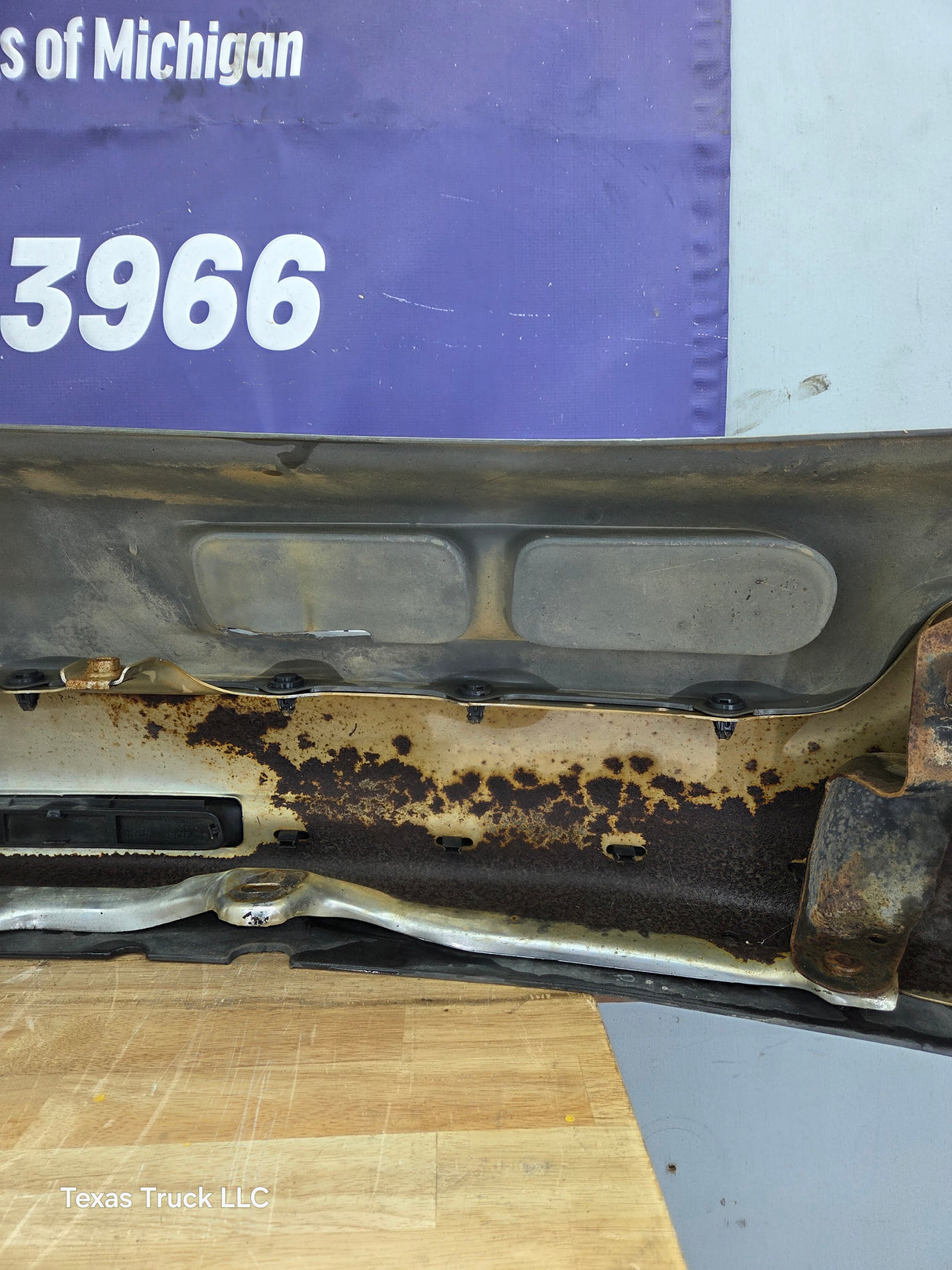 1999-2002 Chevrolet Silverado 1500 Front Bumper - Chrome