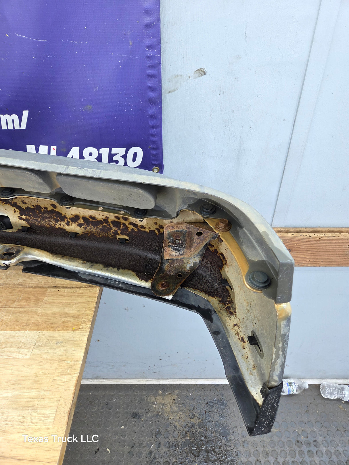 1999-2002 Chevrolet Silverado 1500 Front Bumper - Chrome