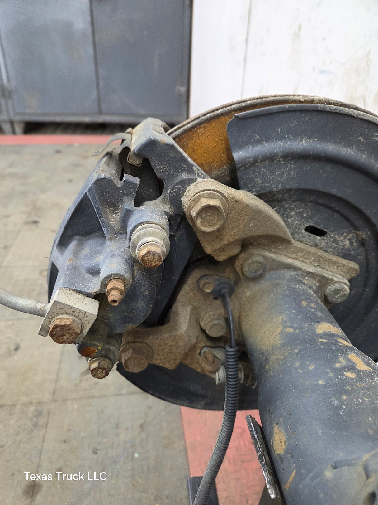 2013-2019 Dodge Ram 1500 3.55 Ratio OEM Rear Axle Rear End 4th Gen