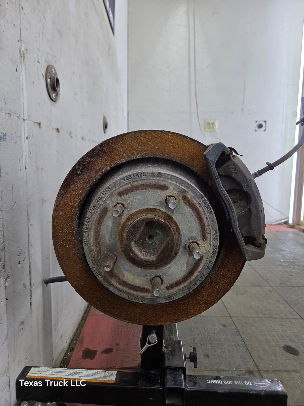2013-2019 Dodge Ram 1500 3.55 Ratio OEM Rear Axle Rear End 4th Gen