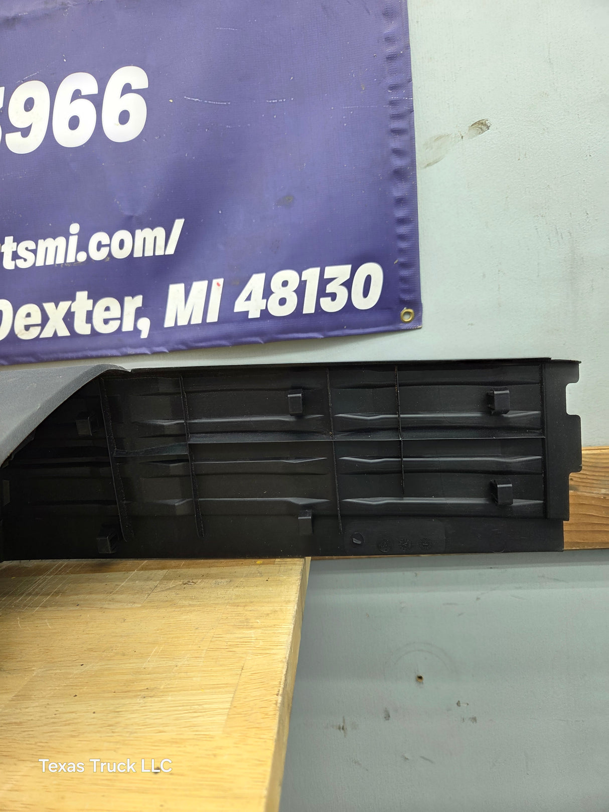 2014-2020 Toyota Tundra Rear Bumper Pad