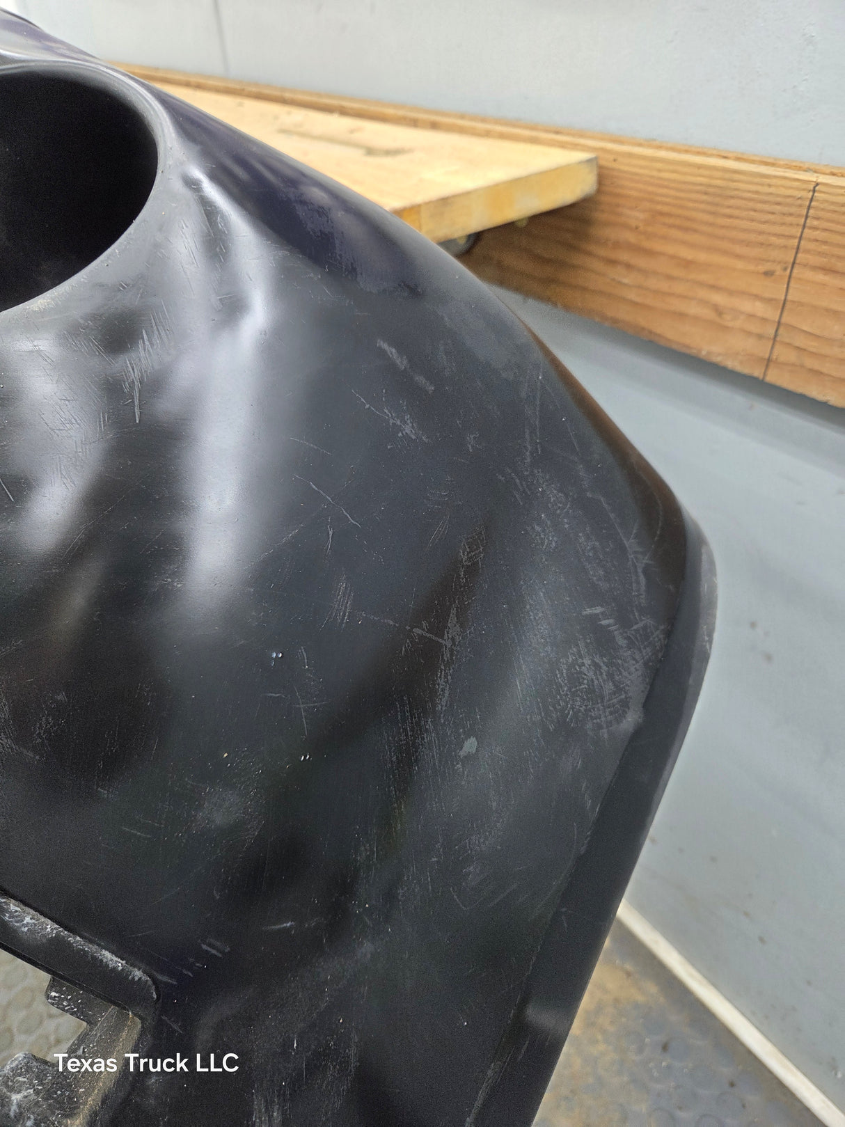 2005-2010 Chrysler 300 5.7L Bumper Cover with fogs