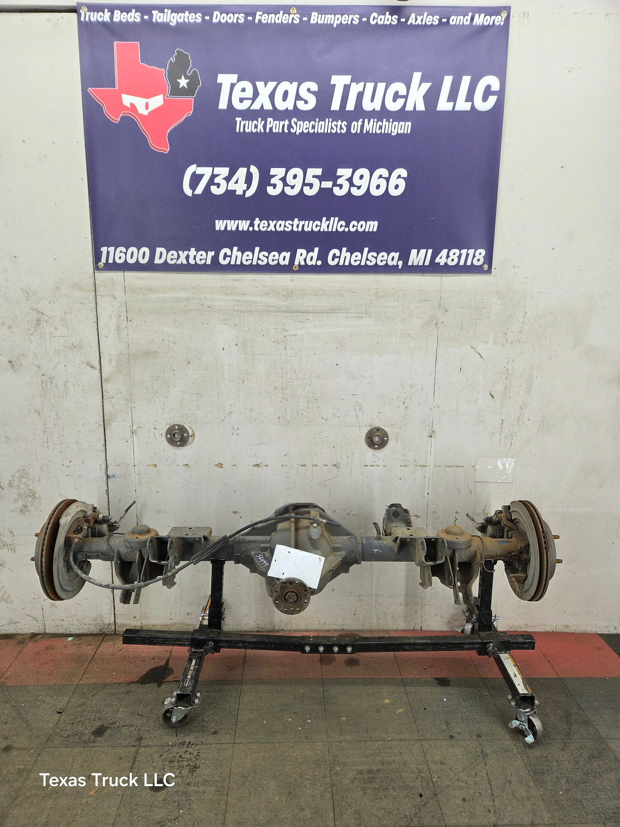 2009-2010 Dodge Ram 1500 3.92 9.25" Ratio OEM Rear Axle Rear End 4th Gen