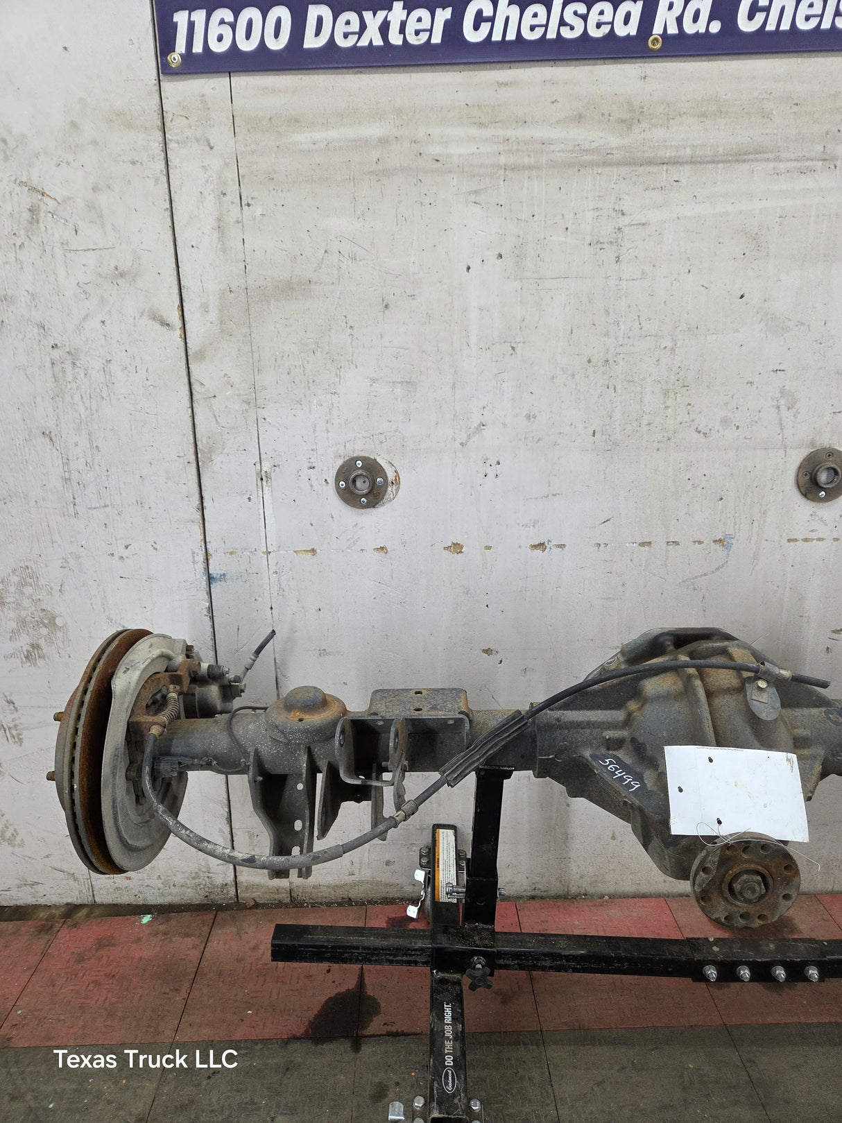 2009-2010 Dodge Ram 1500 3.92 9.25" Ratio OEM Rear Axle Rear End 4th Gen