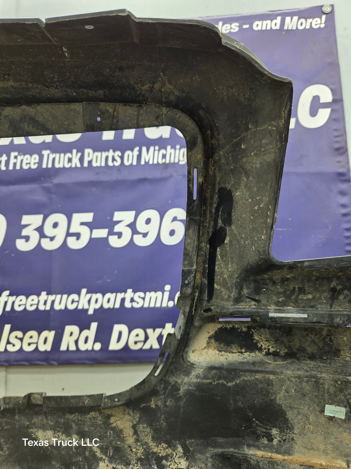 2005-2010 Chrysler 300 5.7L Bumper Cover with fogs