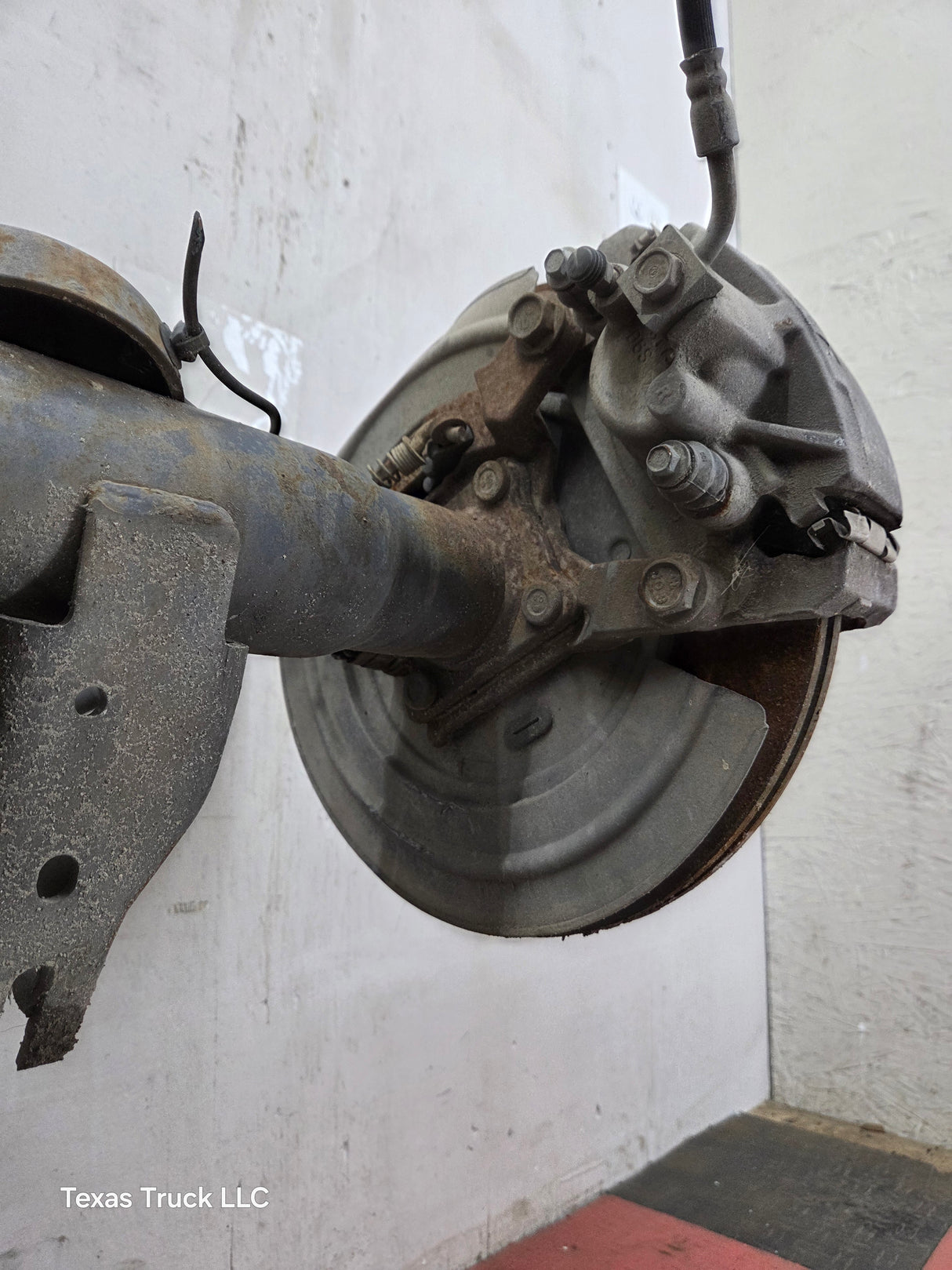 2009-2010 Dodge Ram 1500 3.92 9.25" Ratio OEM Rear Axle Rear End 4th Gen