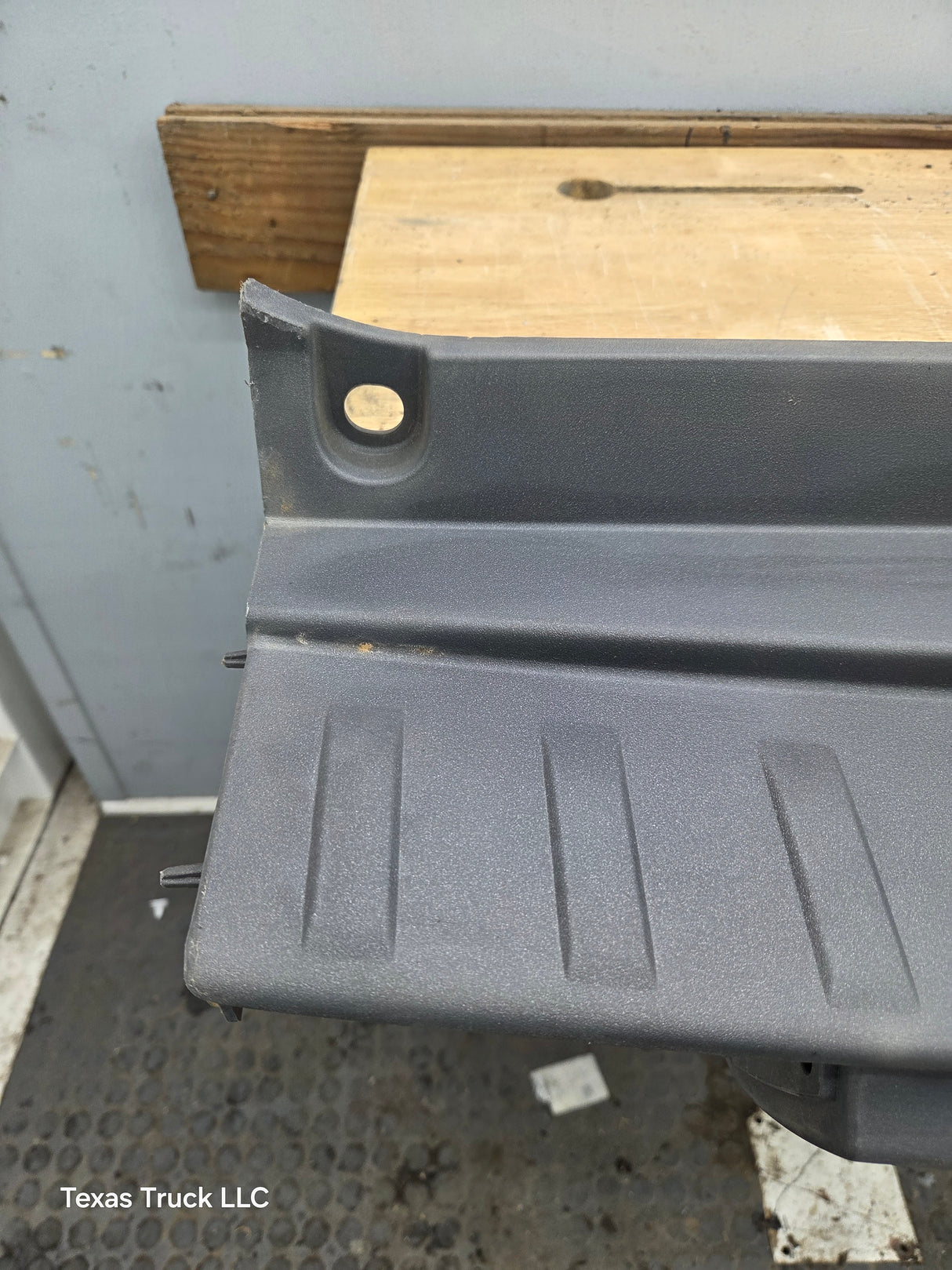 2003-2009 Toyota 4 Runner Rear Bumper Pad