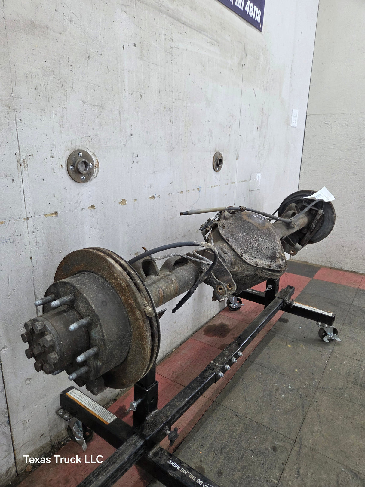 2001-2007 Chevrolet Silverado / GMC Sierra 2500 3500 HD Rear Axle 4.10 10.5"