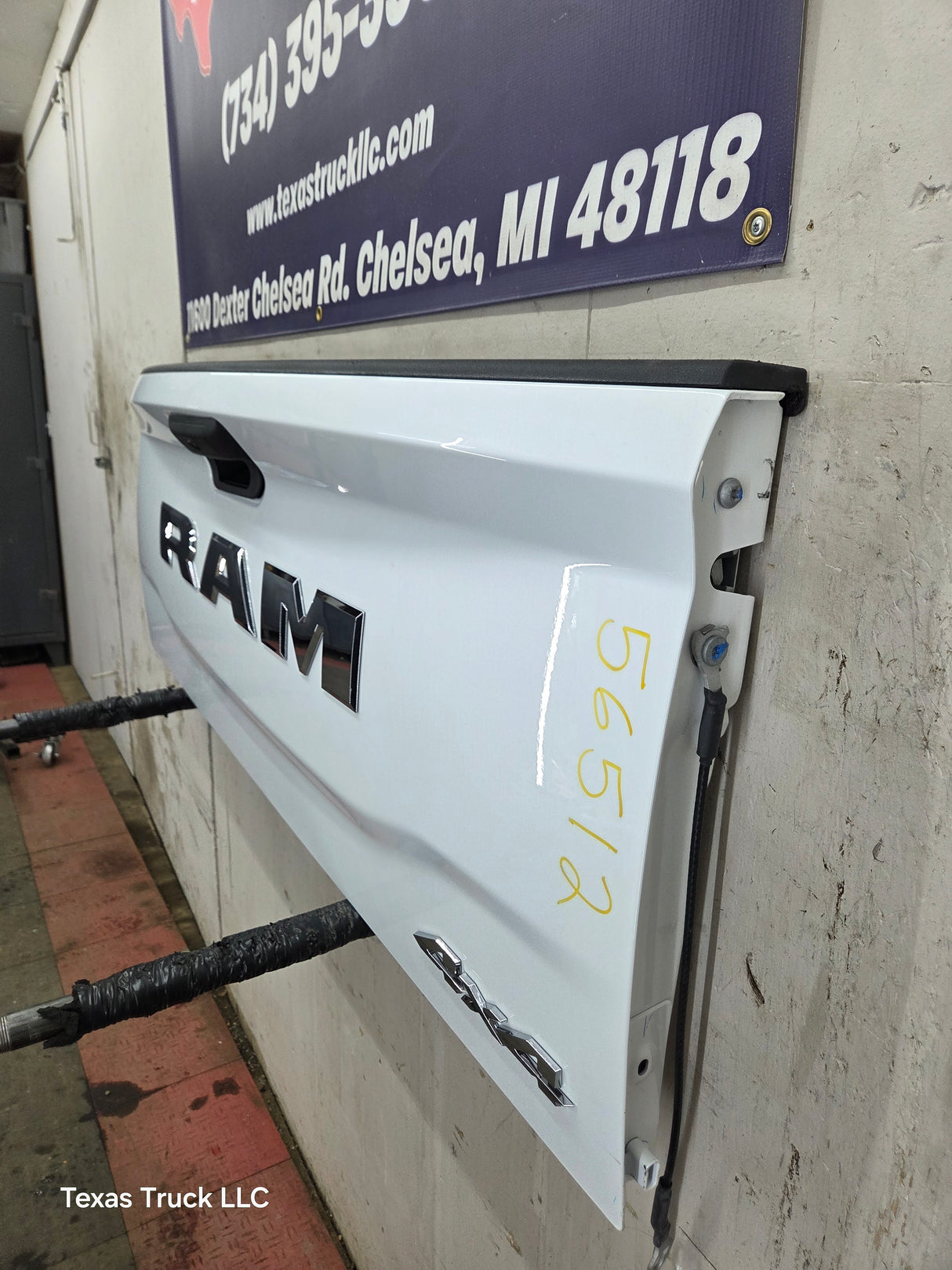 2019-2025 Dodge Ram 2500 3500 4500 5th Gen Tailgate - White