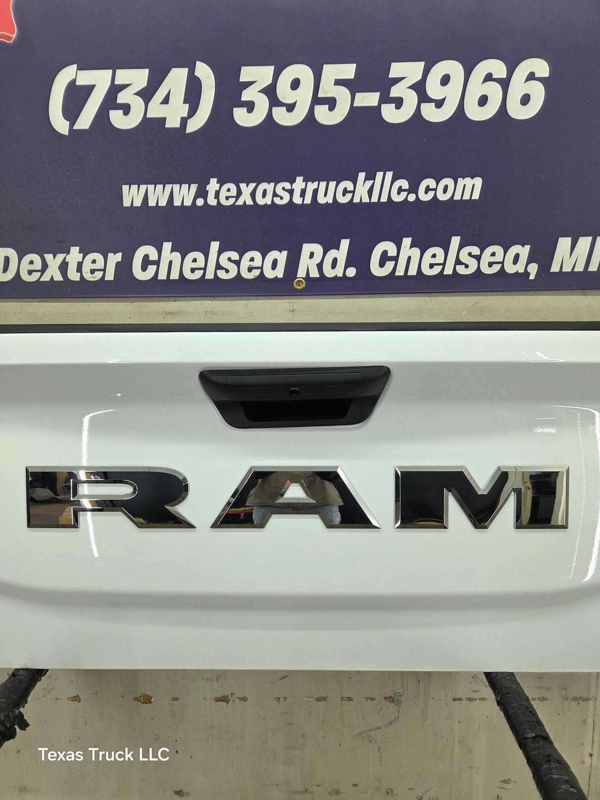 2019-2025 Dodge Ram 2500 3500 4500 5th Gen Tailgate - White