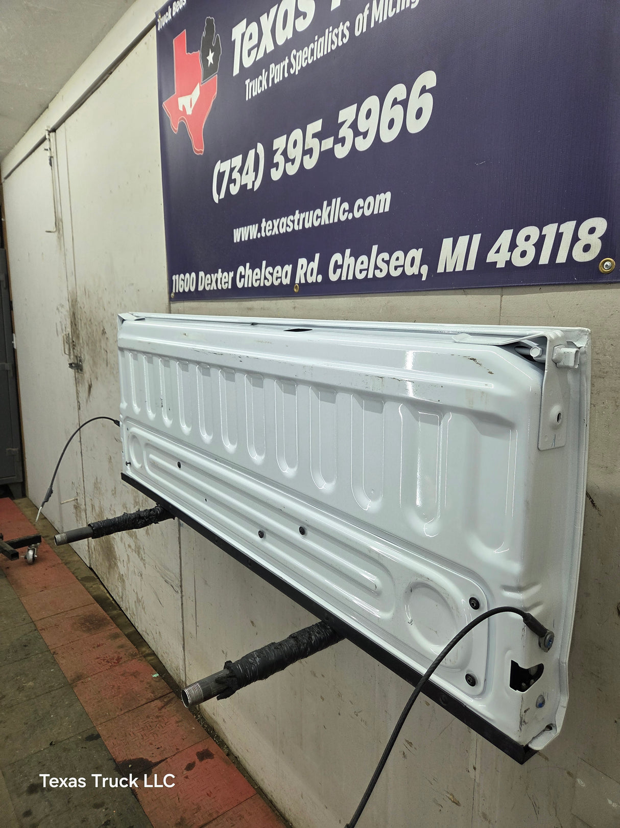 2019-2025 Dodge Ram 2500 3500 4500 5th Gen Tailgate - White