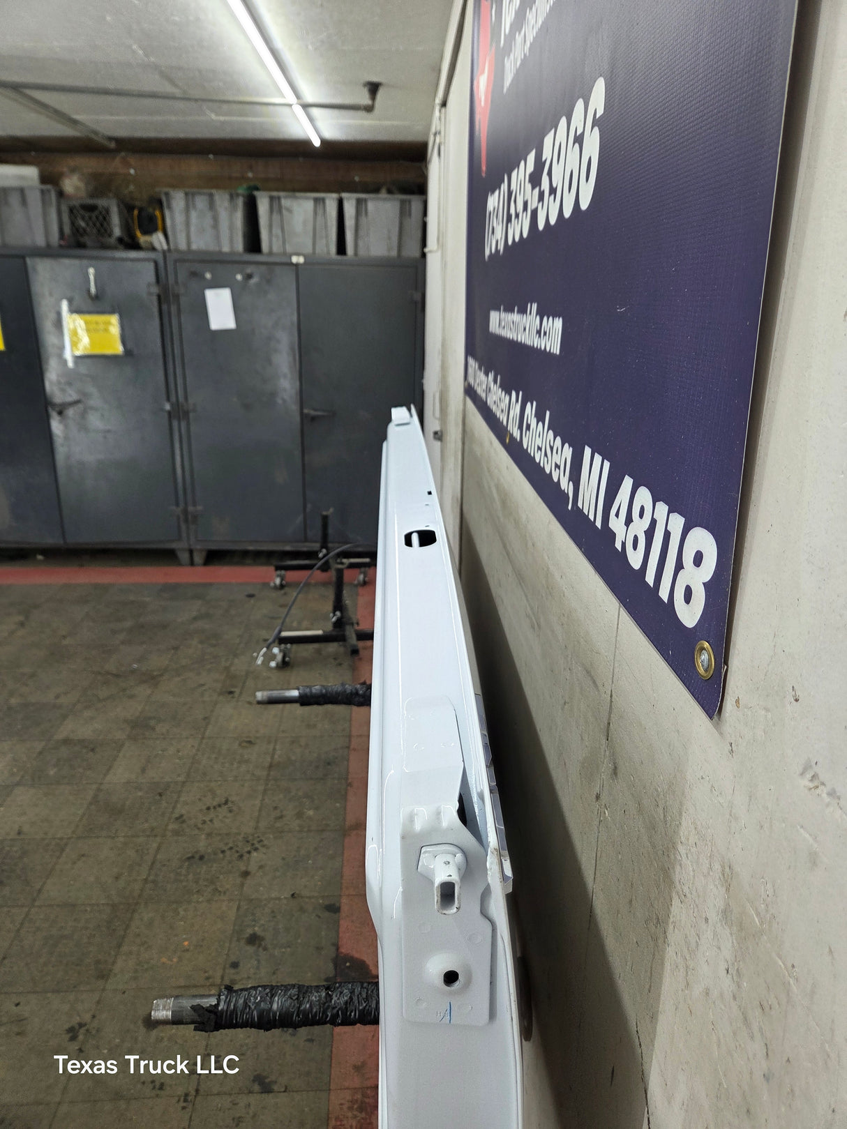 2019-2025 Dodge Ram 2500 3500 4500 5th Gen Tailgate - White