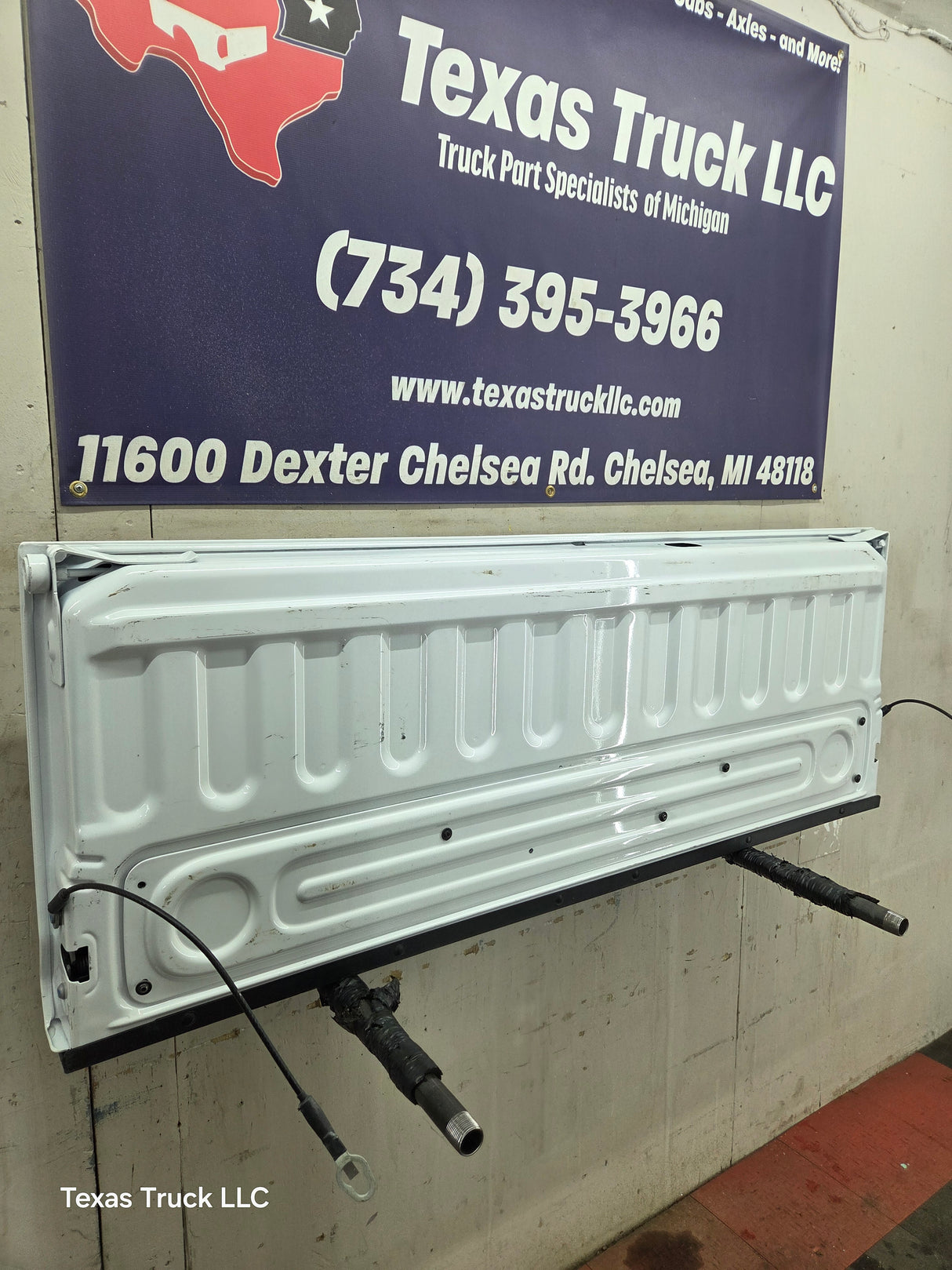2019-2025 Dodge Ram 2500 3500 4500 5th Gen Tailgate - White
