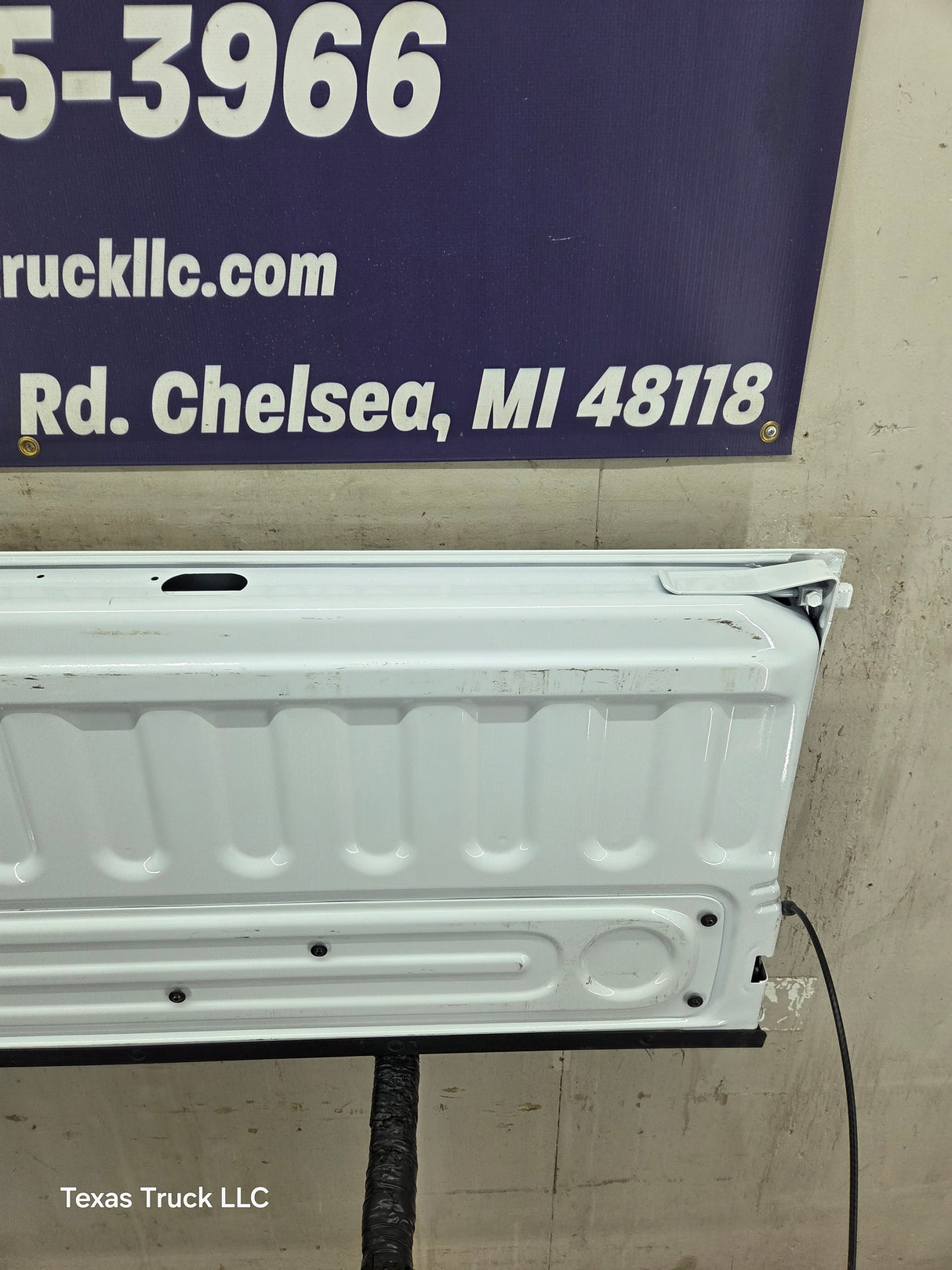 2019-2025 Dodge Ram 2500 3500 4500 5th Gen Tailgate - White