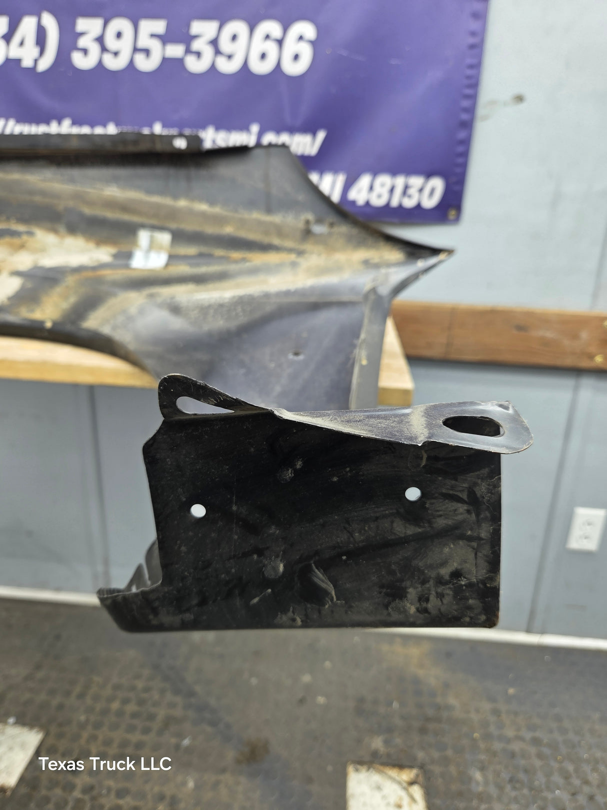 1999-2004 Ford Mustang Passenger Side RH Front Fender