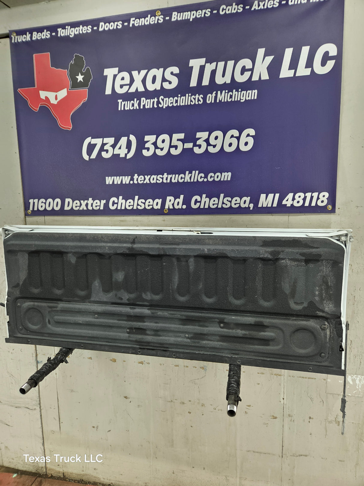 2019-2025 Dodge Ram 2500 3500 4500 5th Gen Tailgate - White