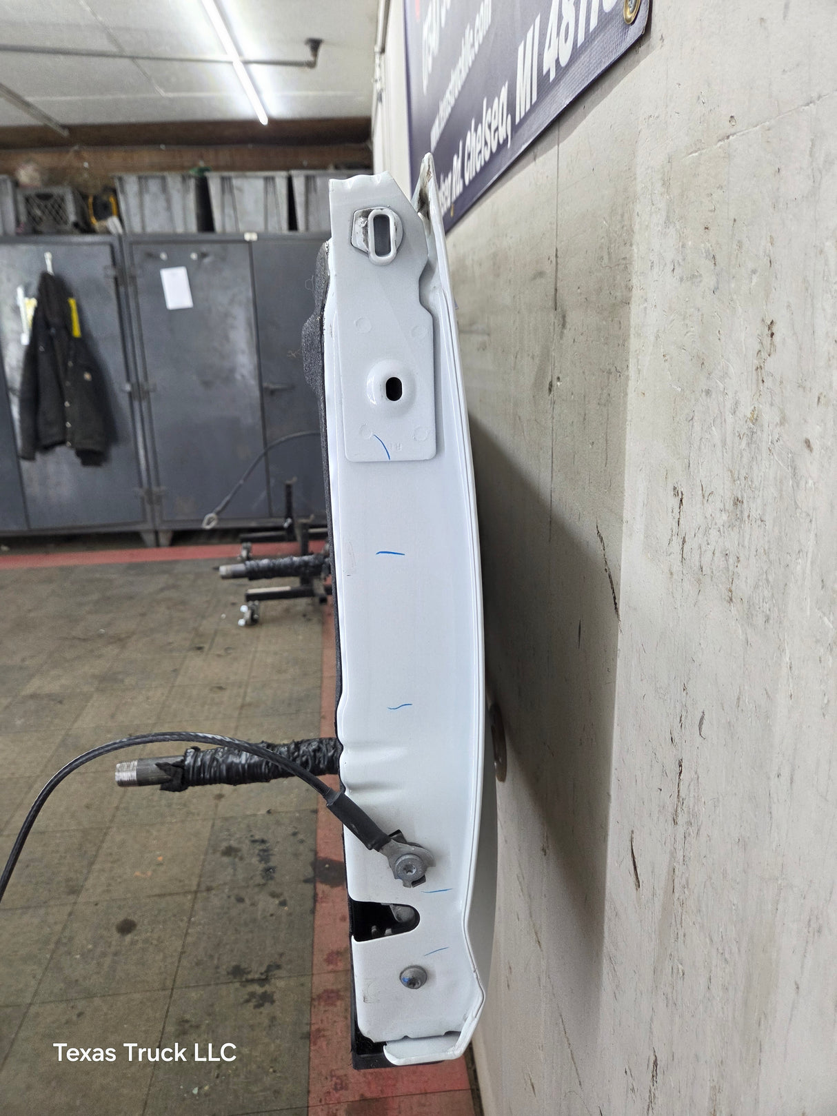 2019-2025 Dodge Ram 2500 3500 4500 5th Gen Tailgate - White