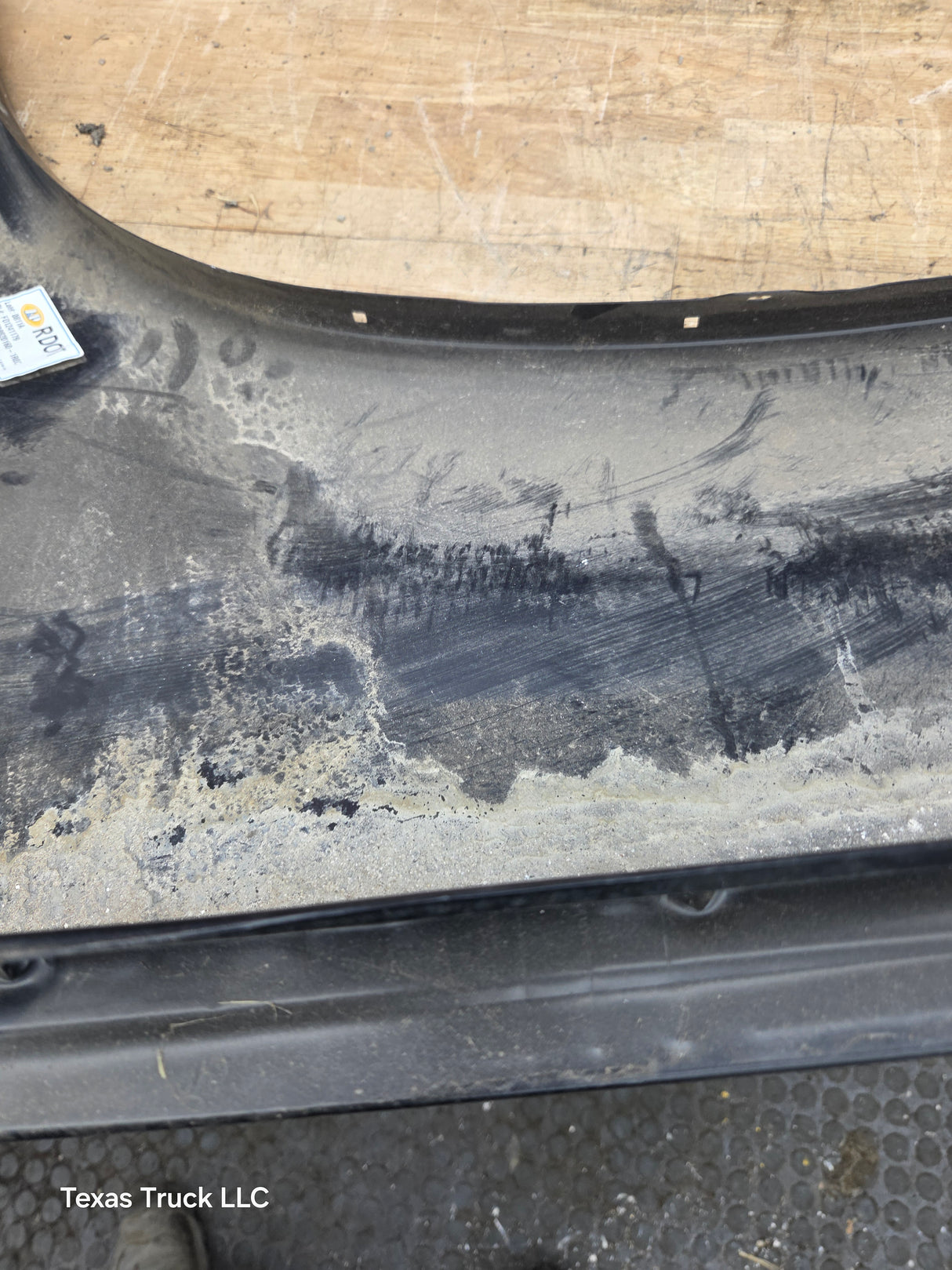 1995-1998 Ford Explorer Mercury Mountaineer Passenger Side RH Front Fender W/O Wheel Well Molding