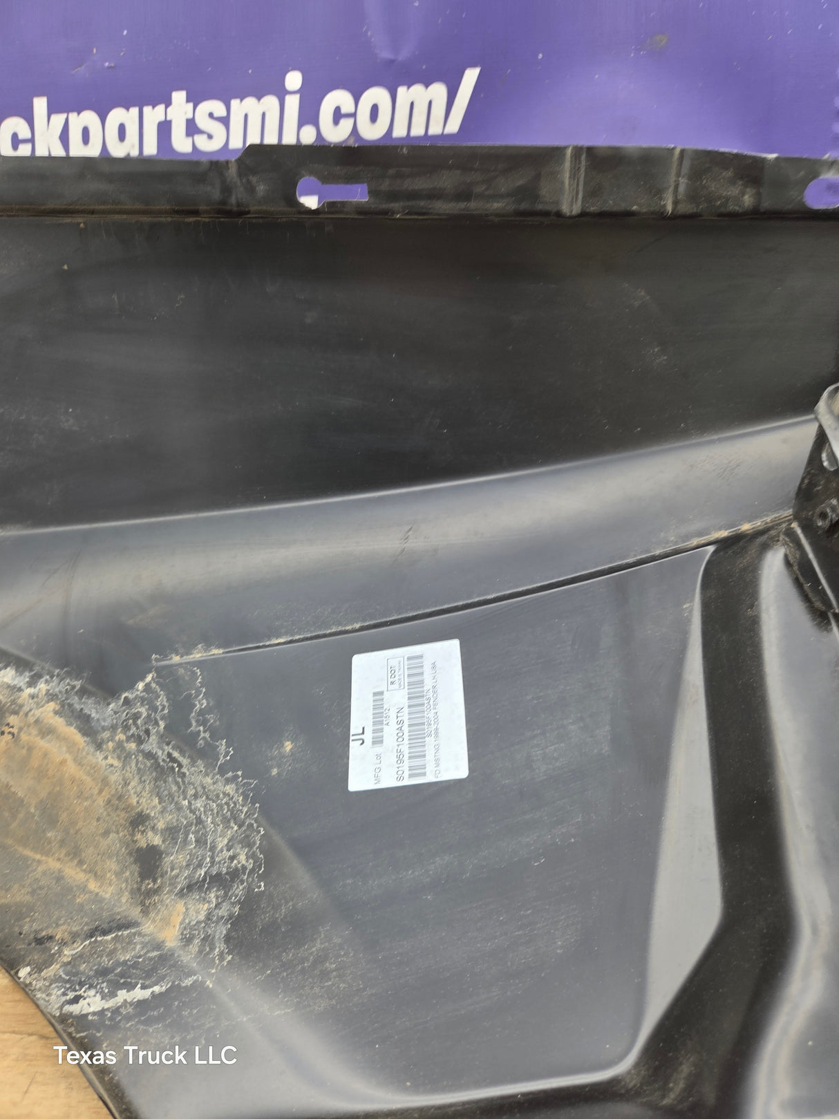 1999-2004 Ford Mustang Driver Side LH Front Fender