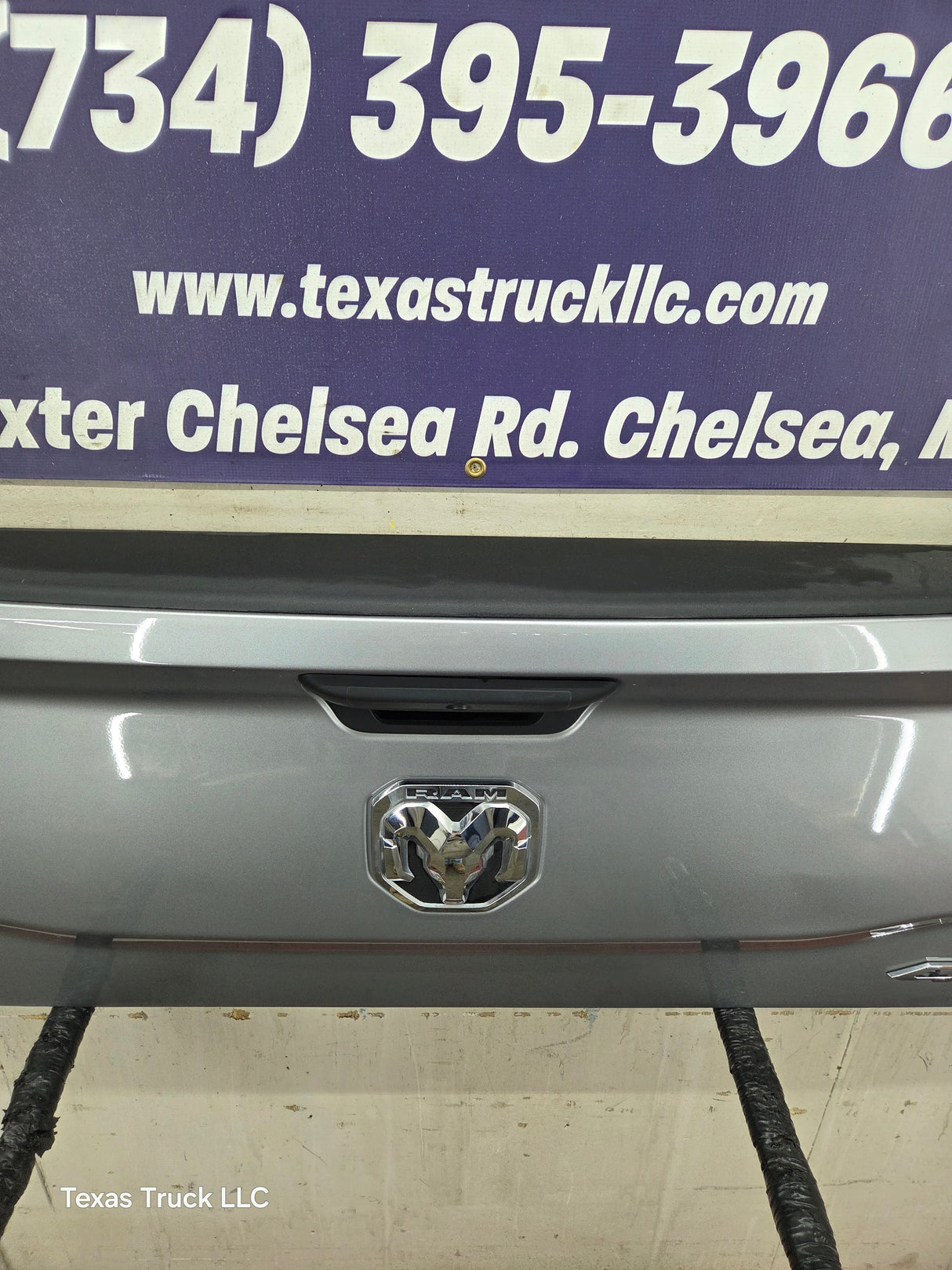 2019-2025 Dodge Ram 2500 3500 4500 5th Gen Tailgate - Grey