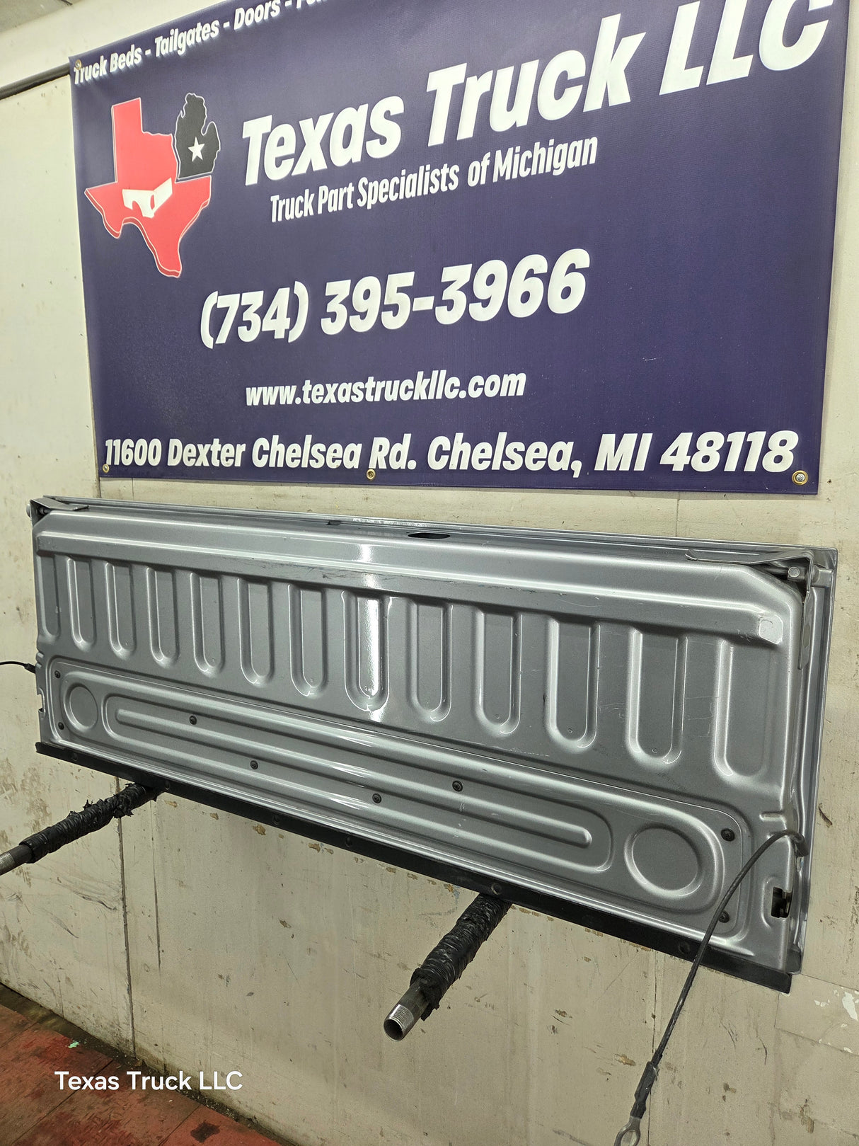 2019-2025 Dodge Ram 2500 3500 4500 5th Gen Tailgate - Grey