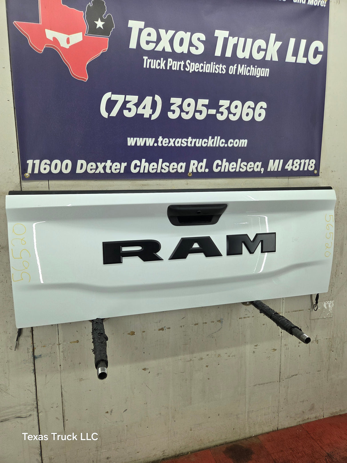 2019-2025 Dodge Ram 2500 3500 4500 5th Gen Tailgate - White