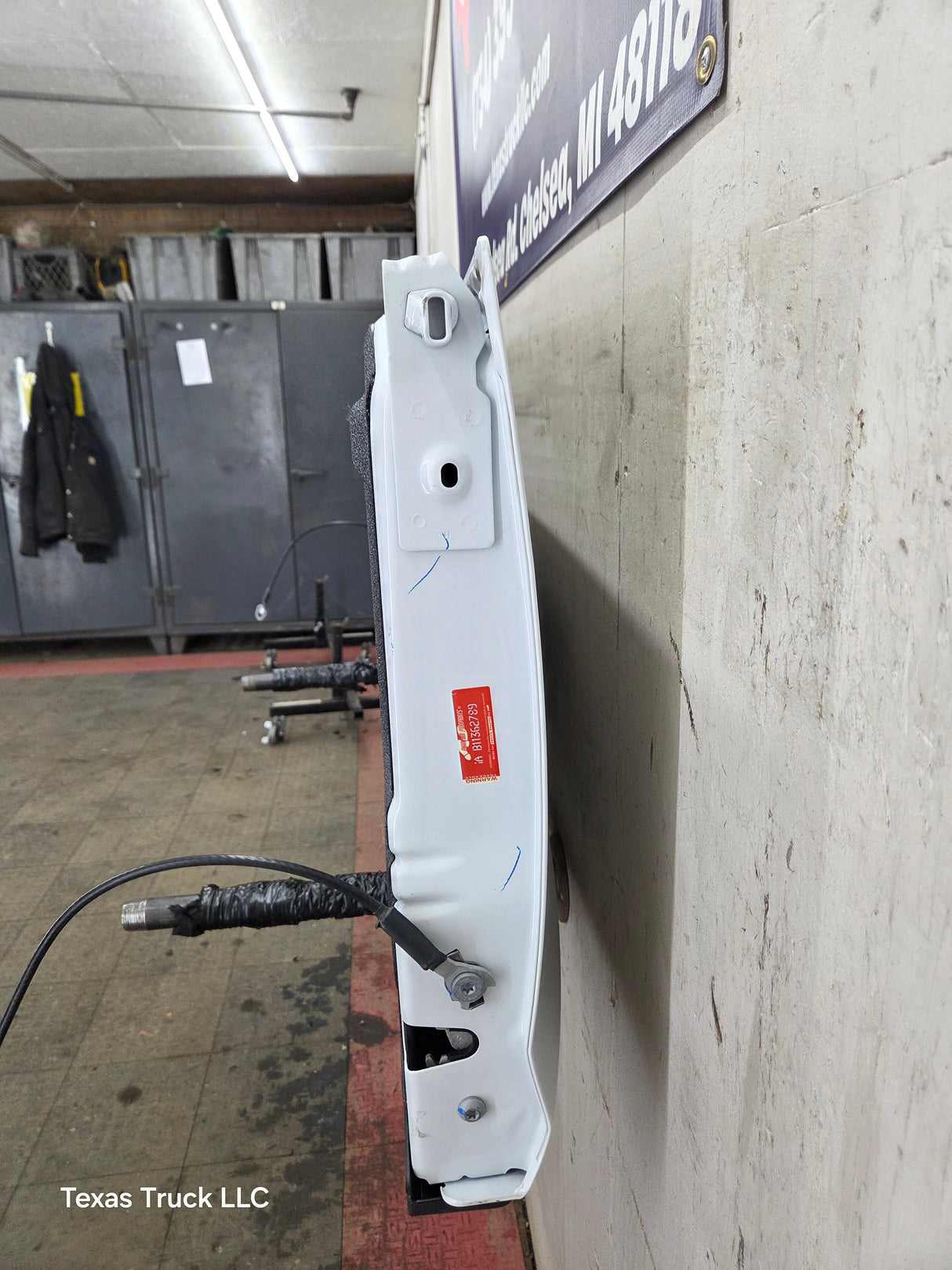 2019-2025 Dodge Ram 2500 3500 4500 5th Gen Tailgate - White