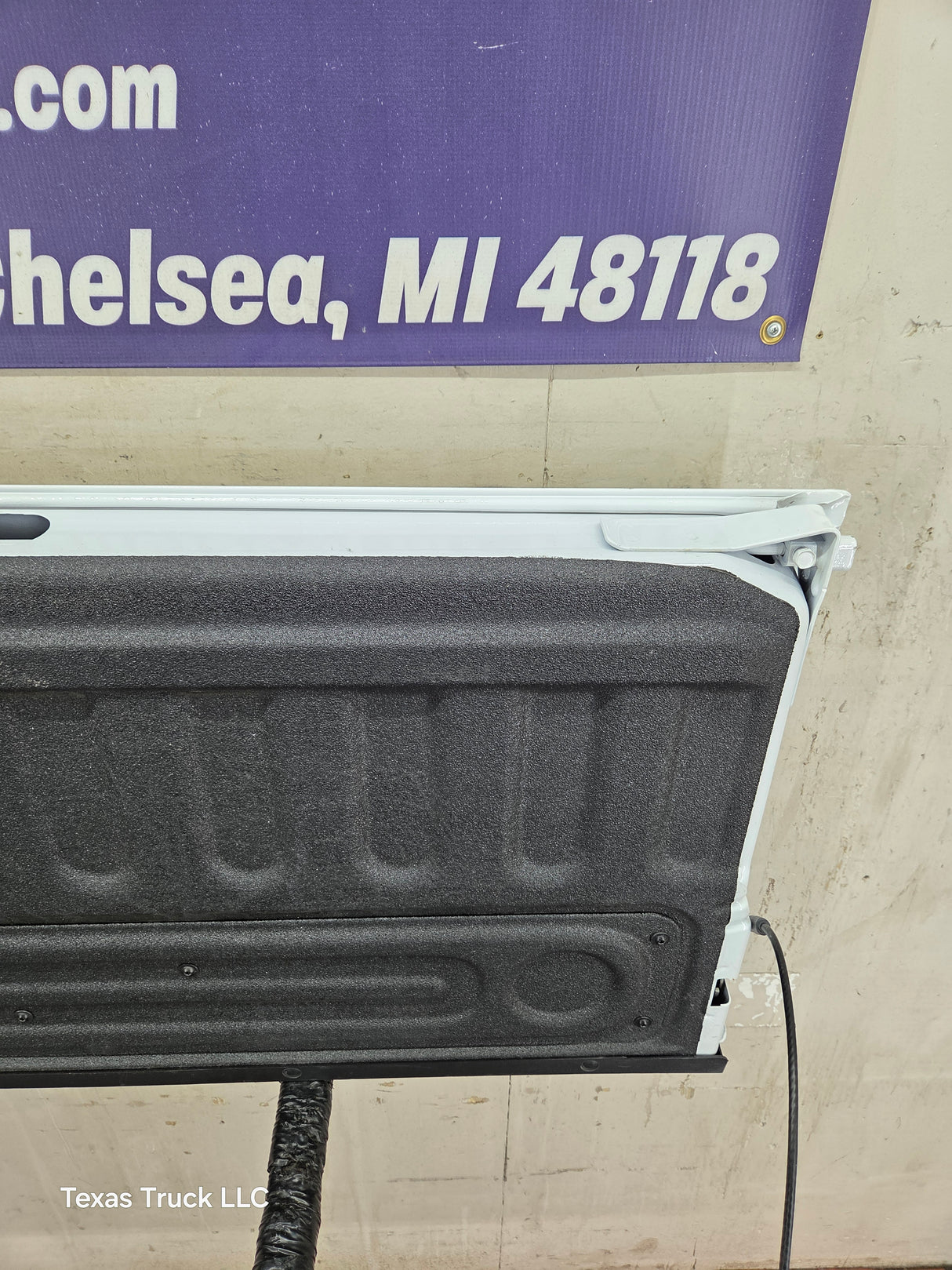 2019-2025 Dodge Ram 2500 3500 4500 5th Gen Tailgate - White
