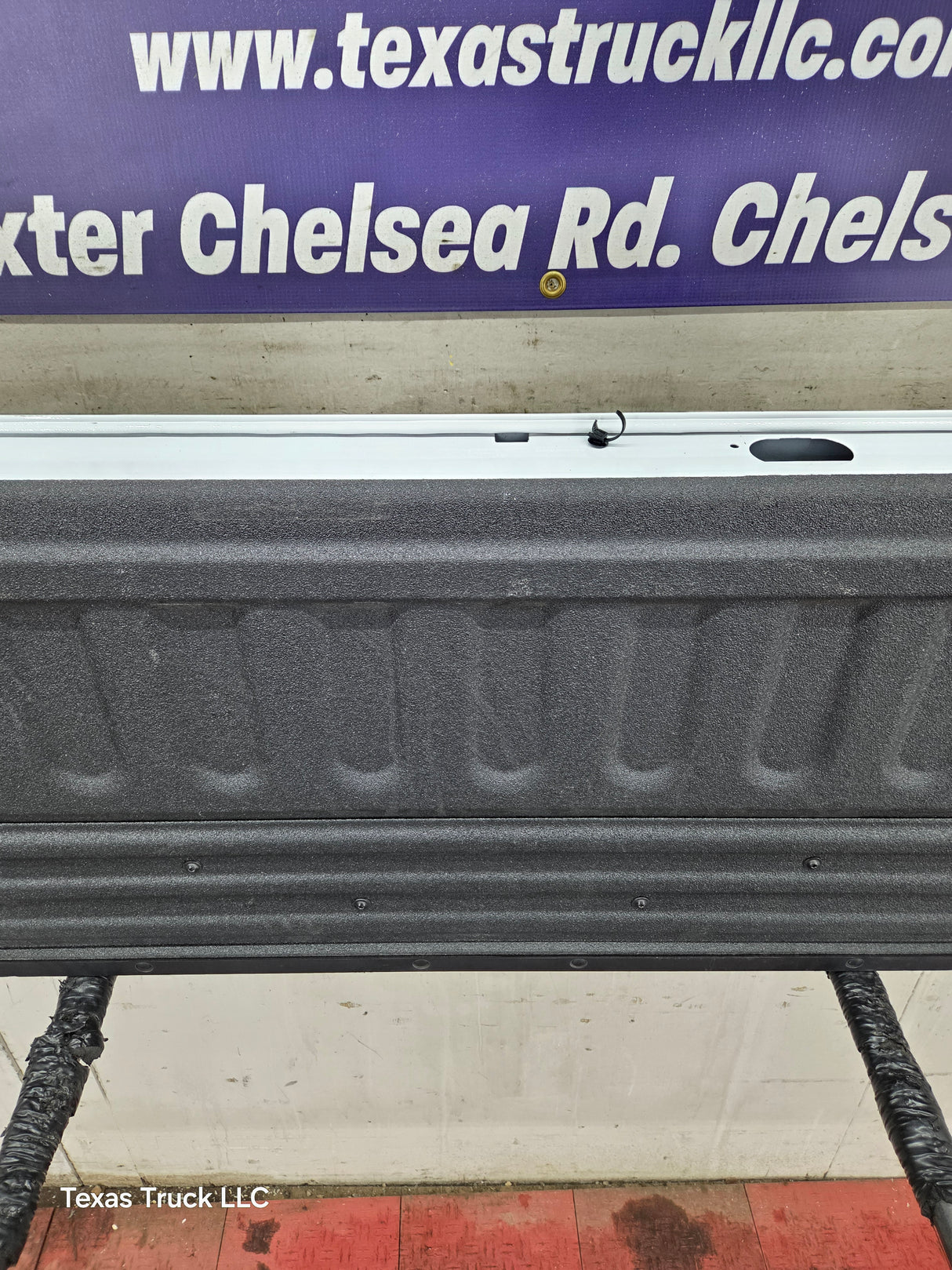 2019-2025 Dodge Ram 2500 3500 4500 5th Gen Tailgate - White
