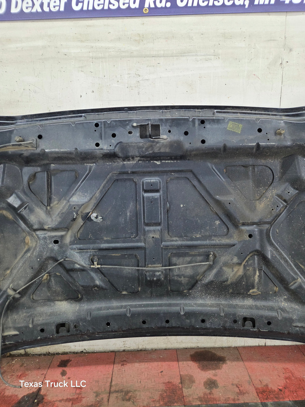 2011-2016 Ford Super Duty Hood F250 F350 F450 F550 - Tuxedo Black