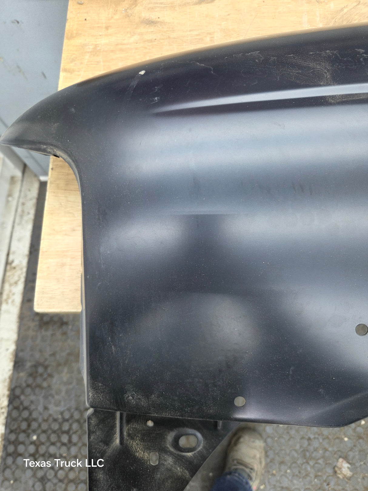 2004-2005 Ford Ranger Front LH Driver Side Fender With Flare Holes