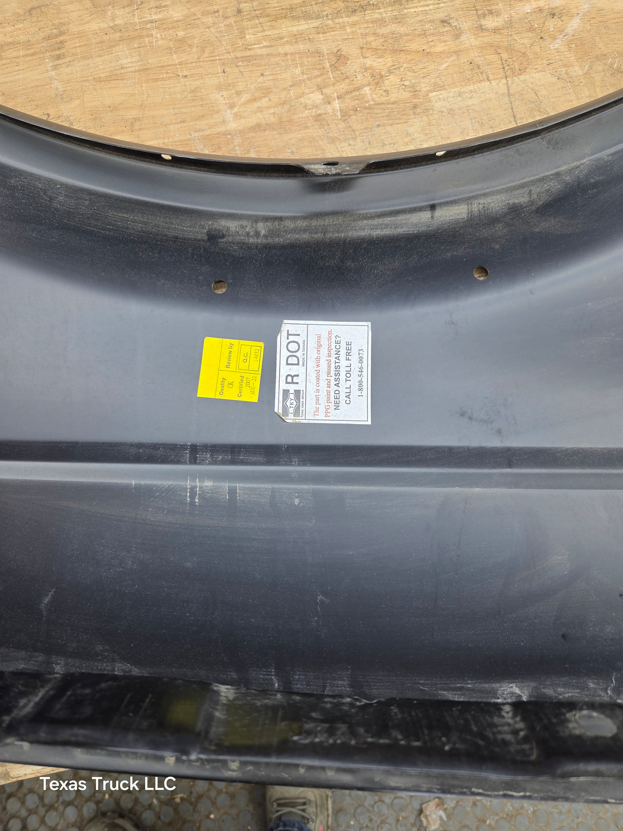 2004-2005 Ford Ranger Front LH Driver Side Fender With Flare Holes