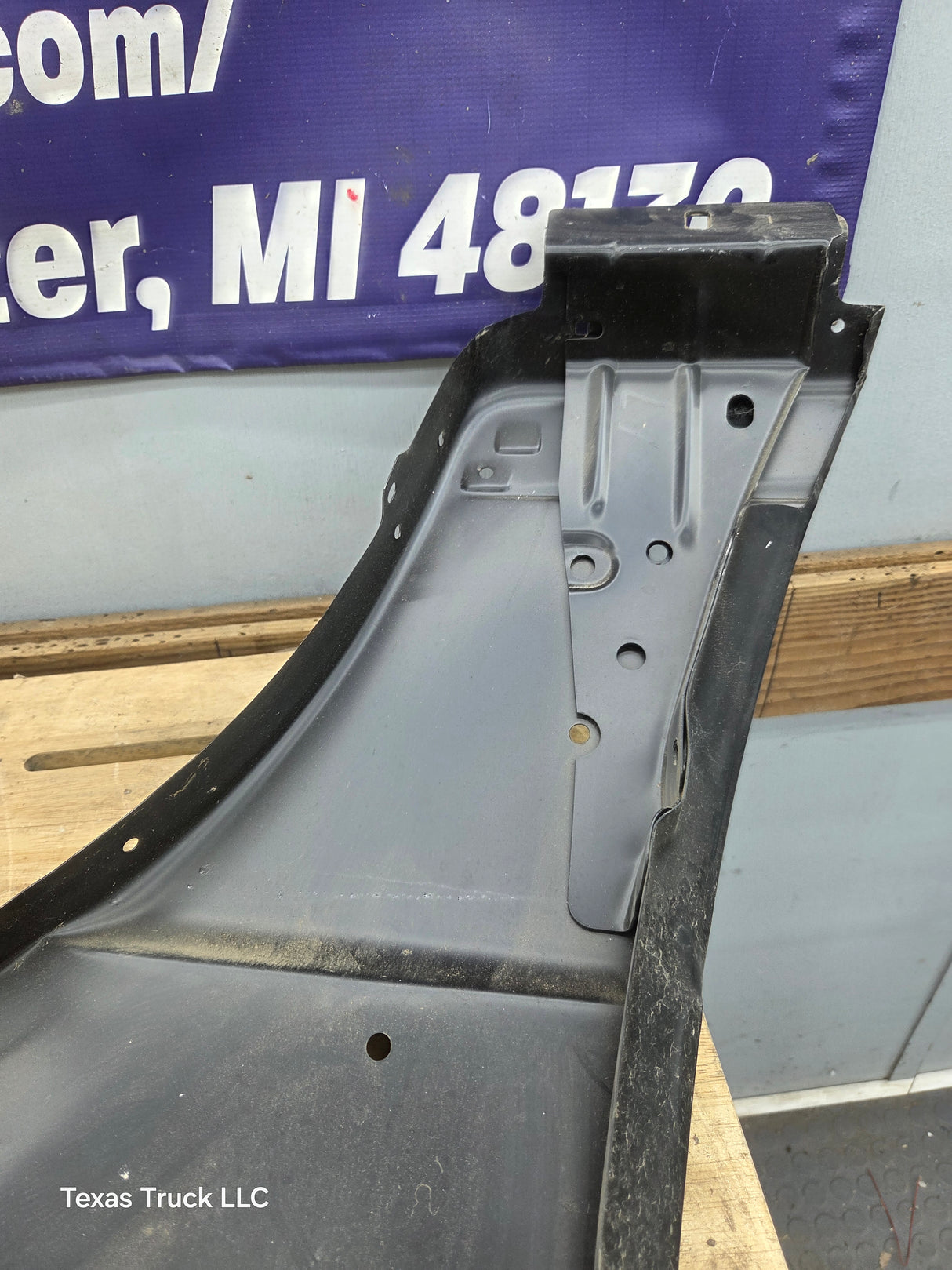2006-2011 Ford Ranger Front LH Driver Side Fender With Flare Holes