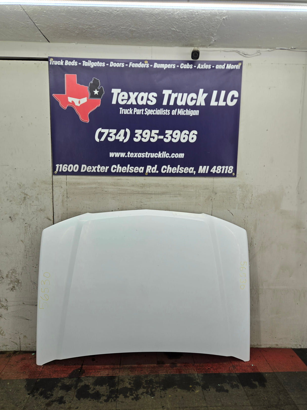 2003-2006 Chevrolet Silverado 1500 2500 'Cateye' Hood