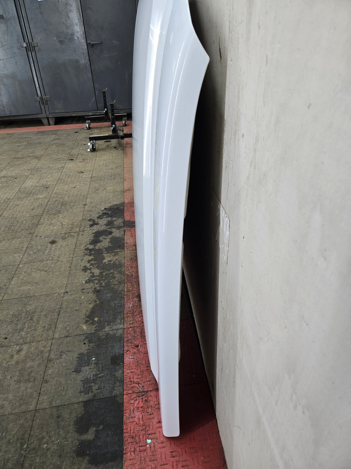 2003-2006 Chevrolet Silverado 1500 2500 'Cateye' Hood