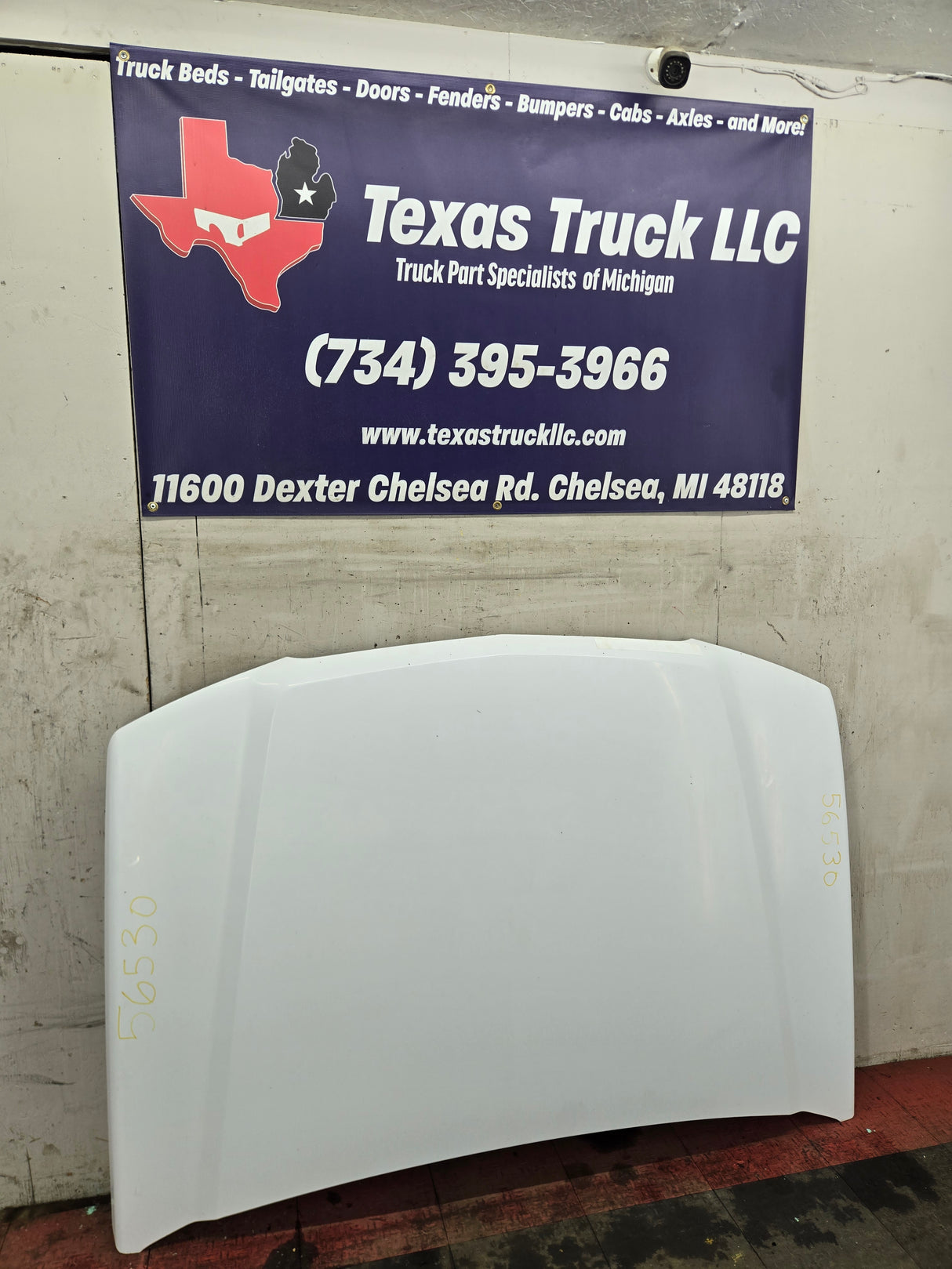 2003-2006 Chevrolet Silverado 1500 2500 'Cateye' Hood