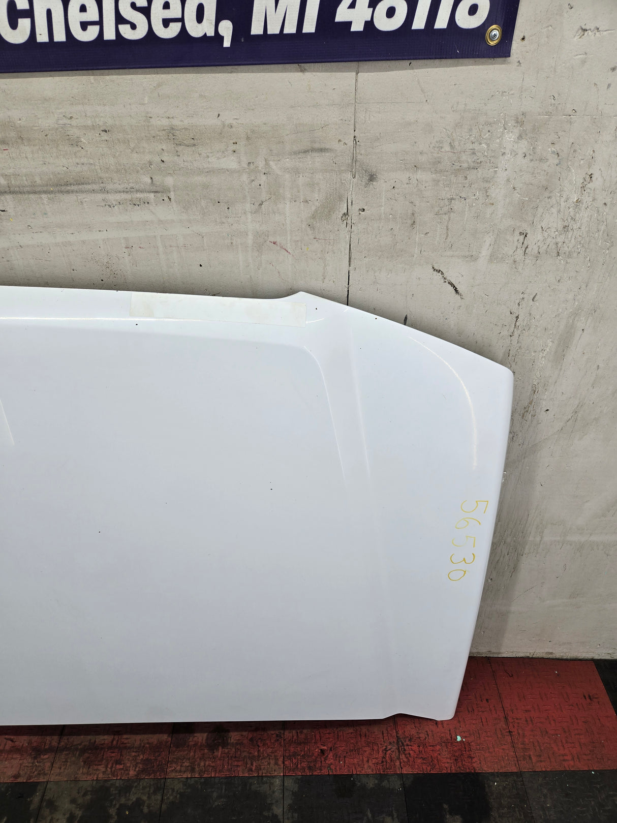 2003-2006 Chevrolet Silverado 1500 2500 'Cateye' Hood