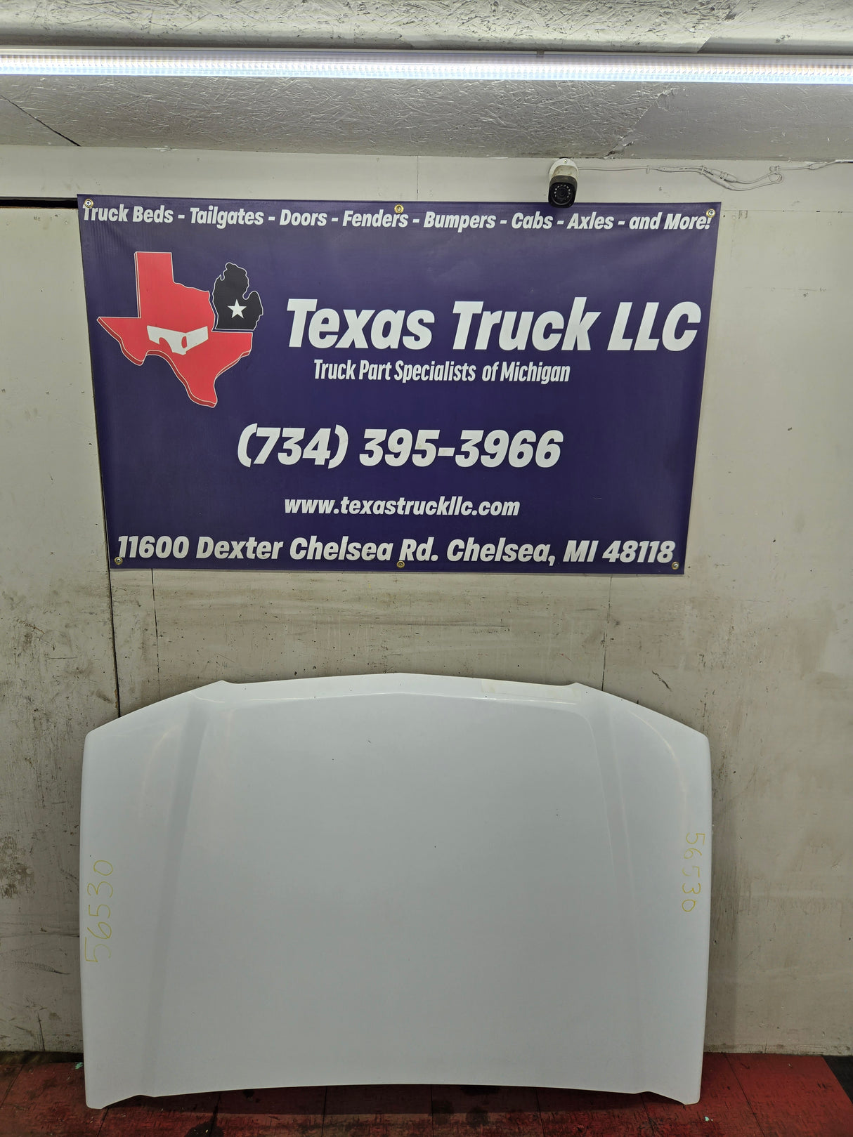 2003-2006 Chevrolet Silverado 1500 2500 'Cateye' Hood