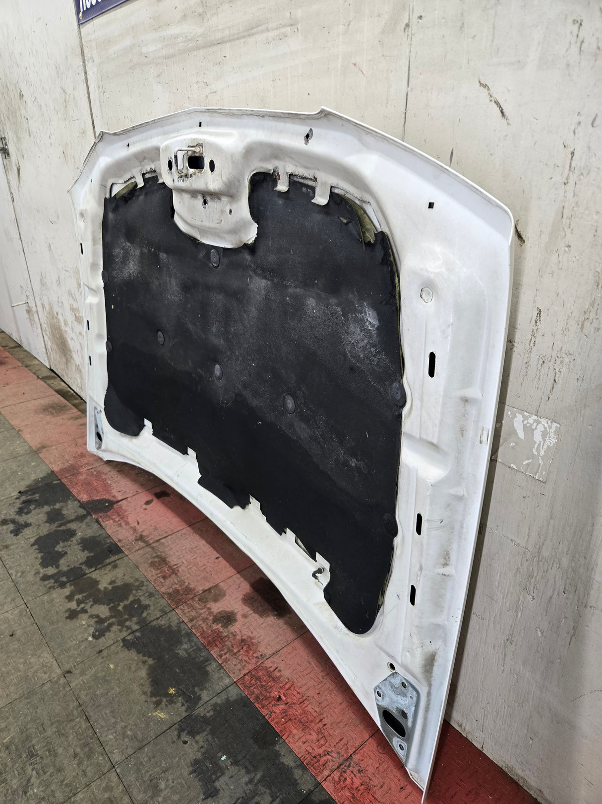 2003-2006 Chevrolet Silverado 1500 2500 'Cateye' Hood