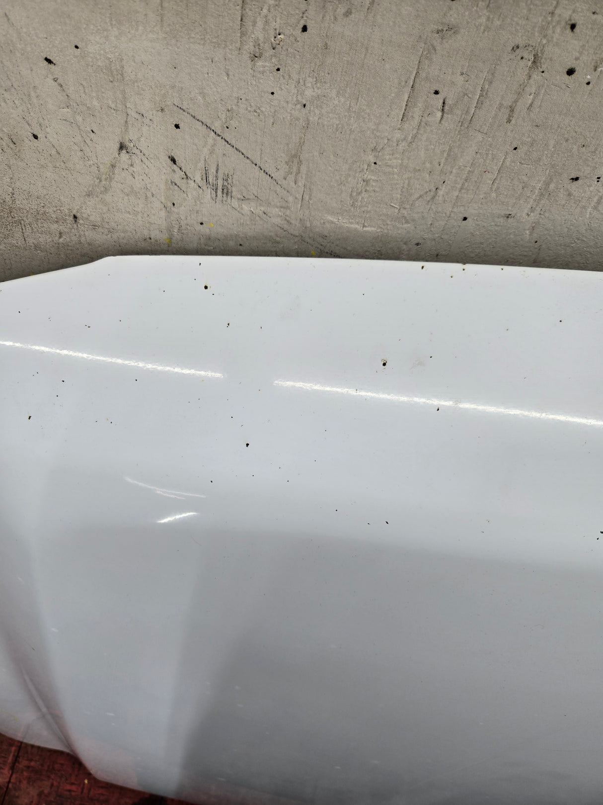 2003-2006 Chevrolet Silverado 2500 3500 Cateye HD Hood OEM - Summit White