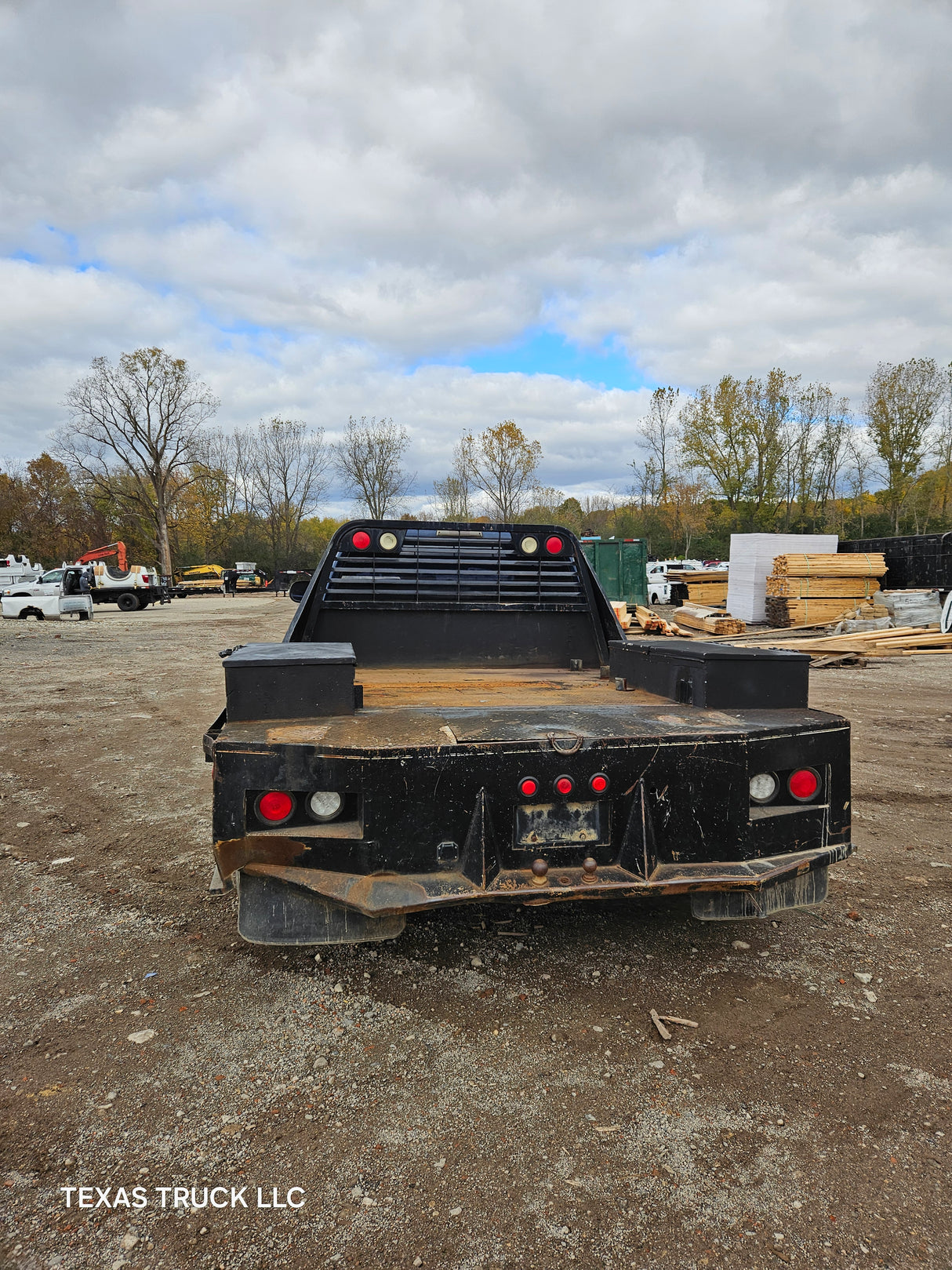 2000 DODGE RAM 3500 Extended Cab Long Bed Flatbed Cummins Manual Transmission - FULL PART OUT