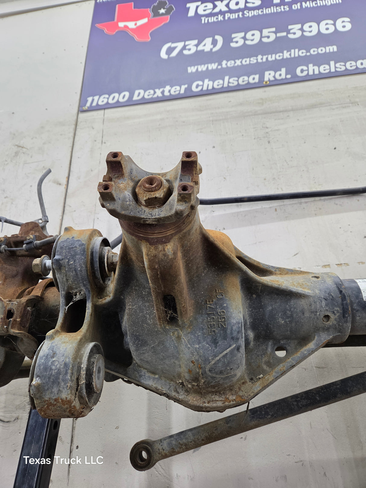 2005-2010 Ford Super Duty F350 DRW Dually FRONT Axle 4.10 Gear Ratio
