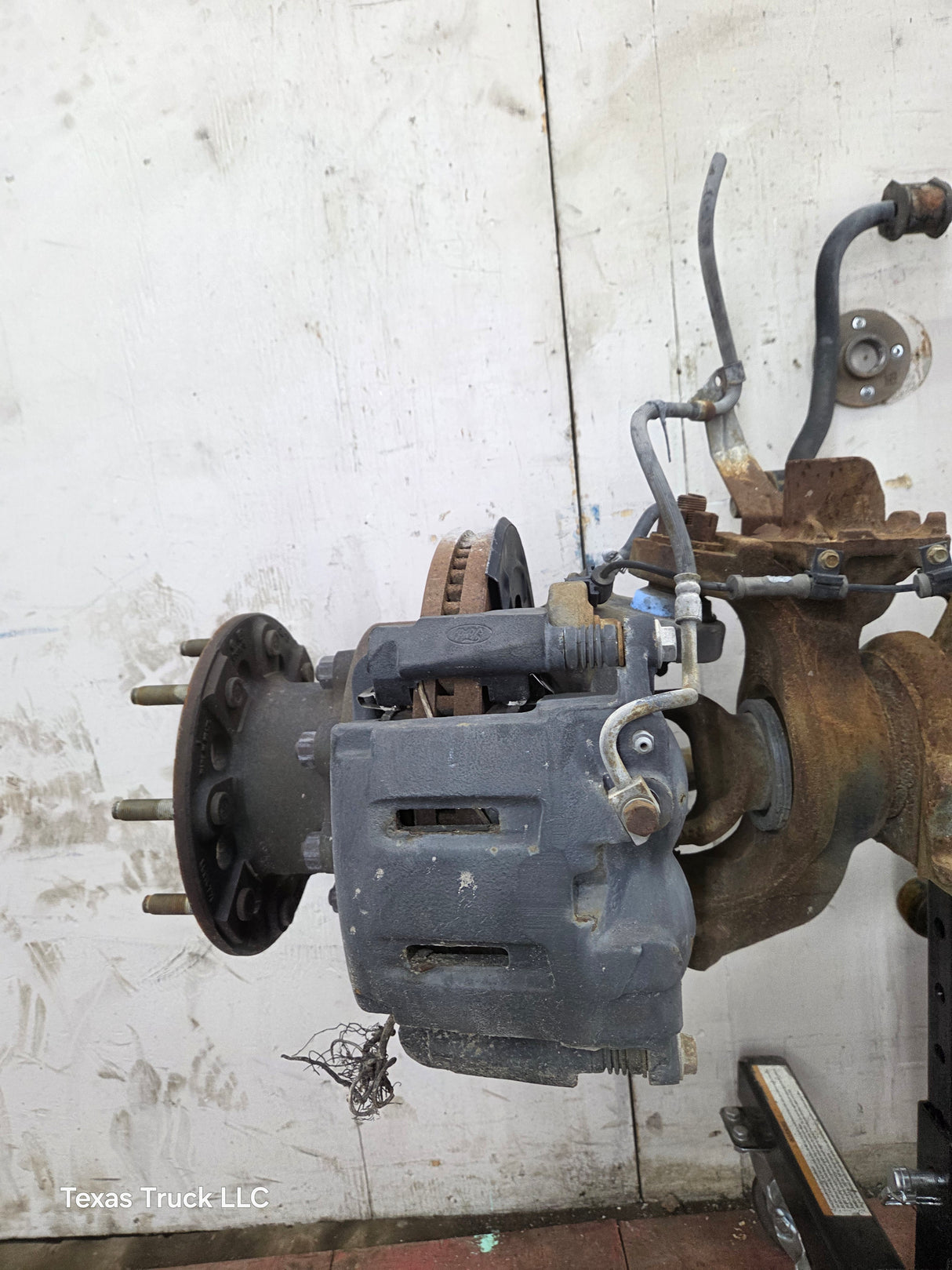 2005-2010 Ford Super Duty F350 DRW Dually FRONT Axle 4.10 Gear Ratio