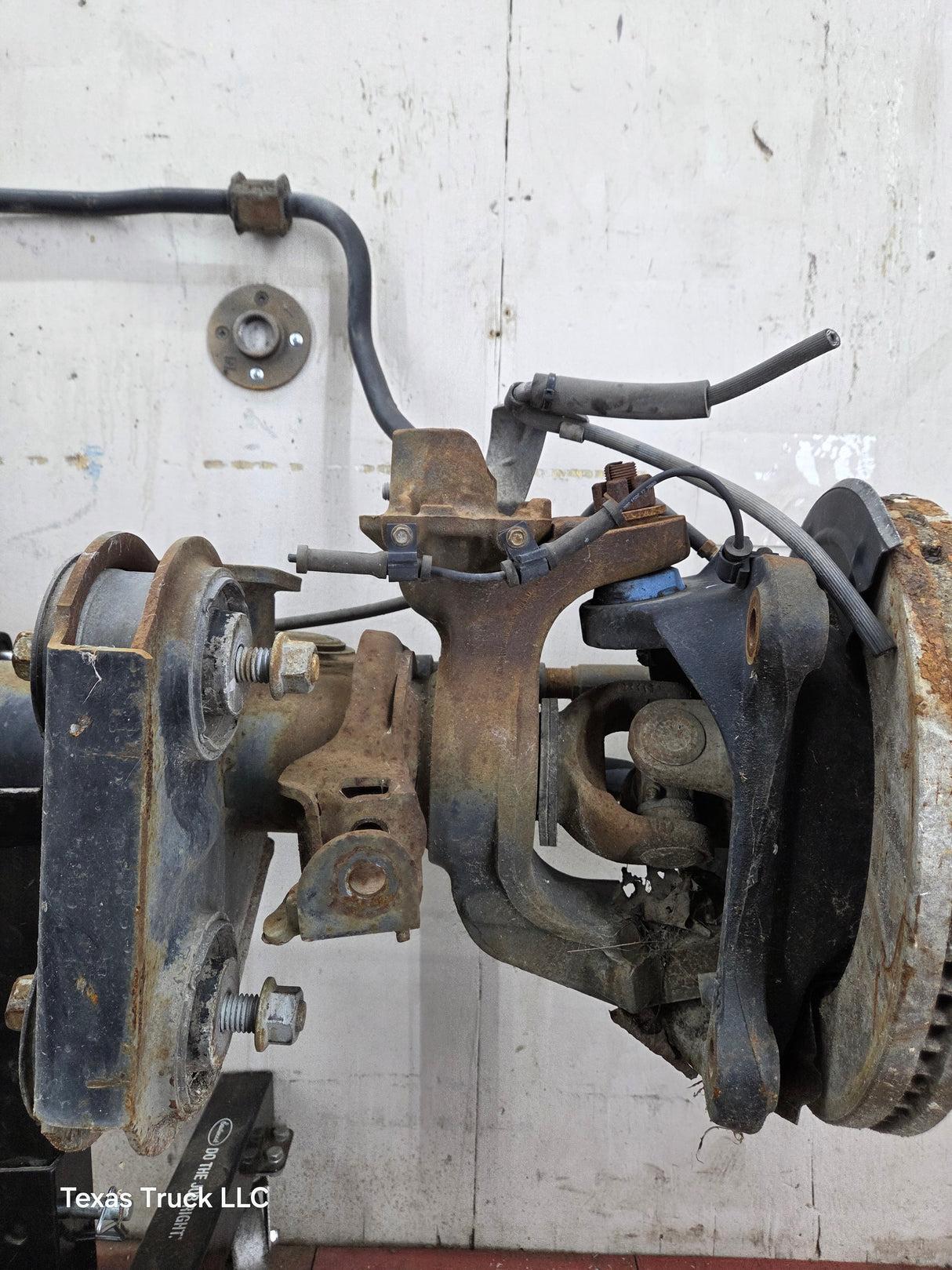 2005-2010 Ford Super Duty F350 DRW Dually FRONT Axle 4.10 Gear Ratio