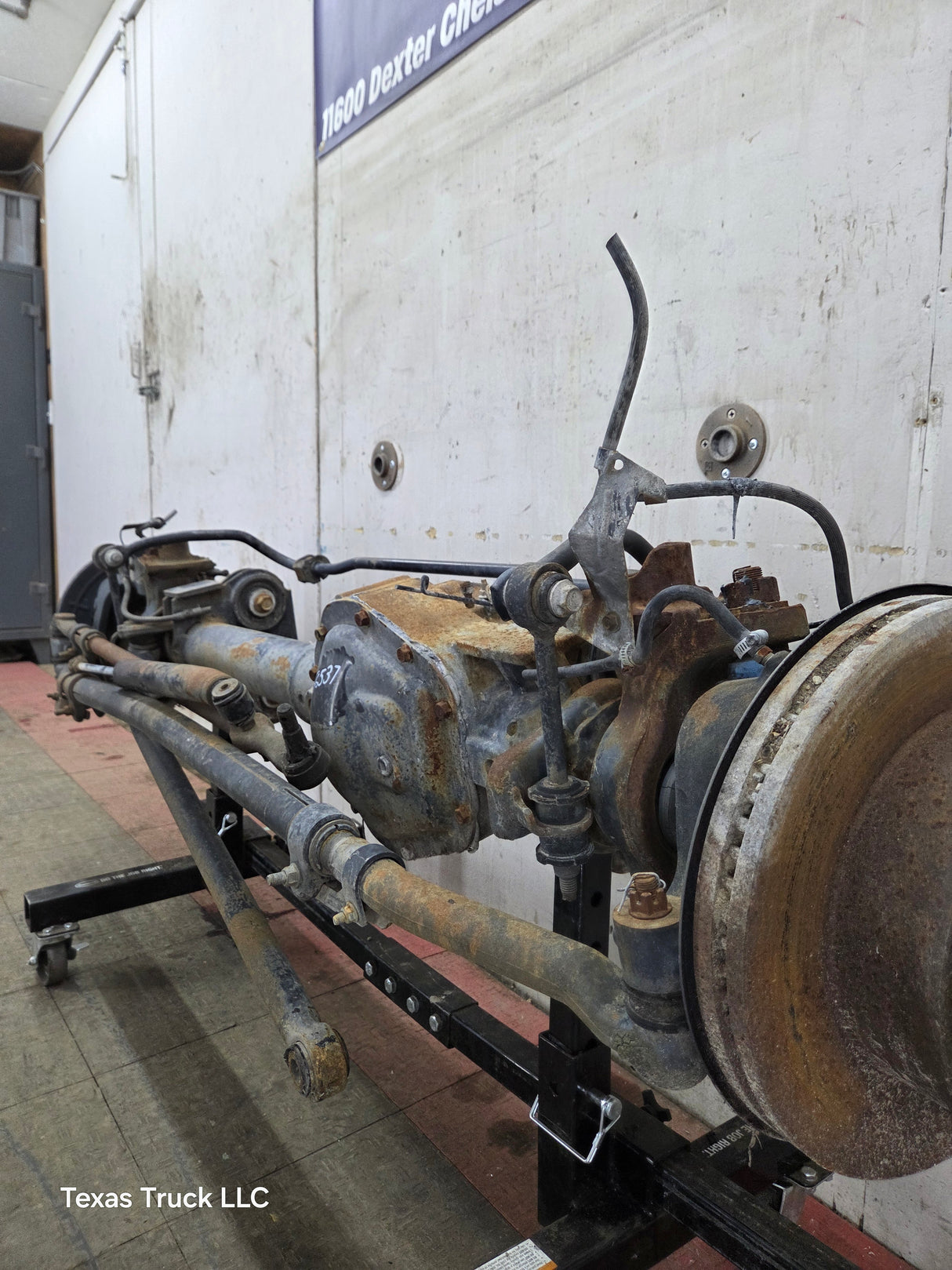 2005-2010 Ford Super Duty F350 DRW Dually FRONT Axle 4.10 Gear Ratio