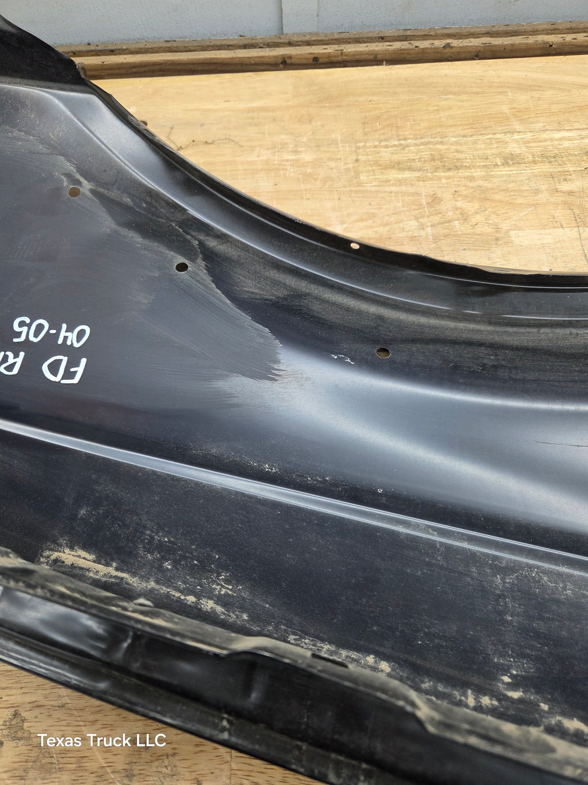 2004-2005 Ford Ranger Front LH Driver Side Fender With Flare Holes