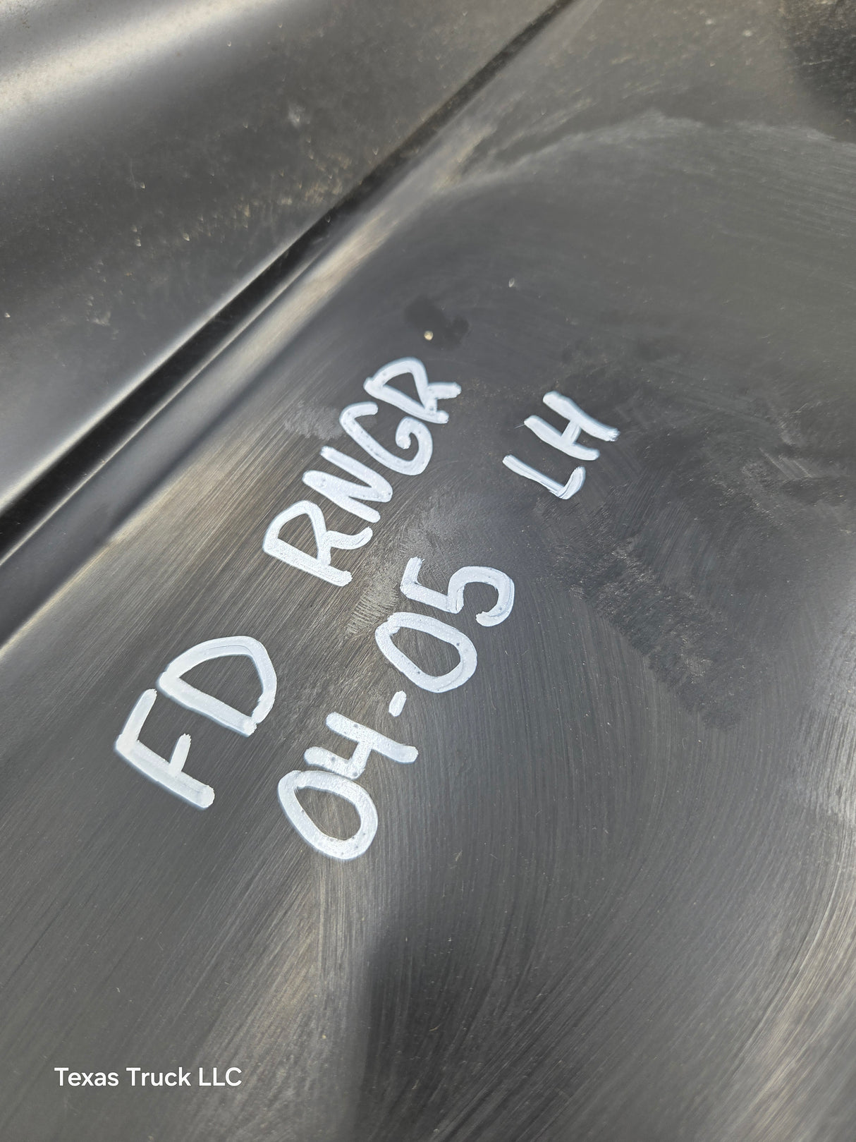 2004-2005 Ford Ranger Front LH Driver Side Fender With Flare Holes